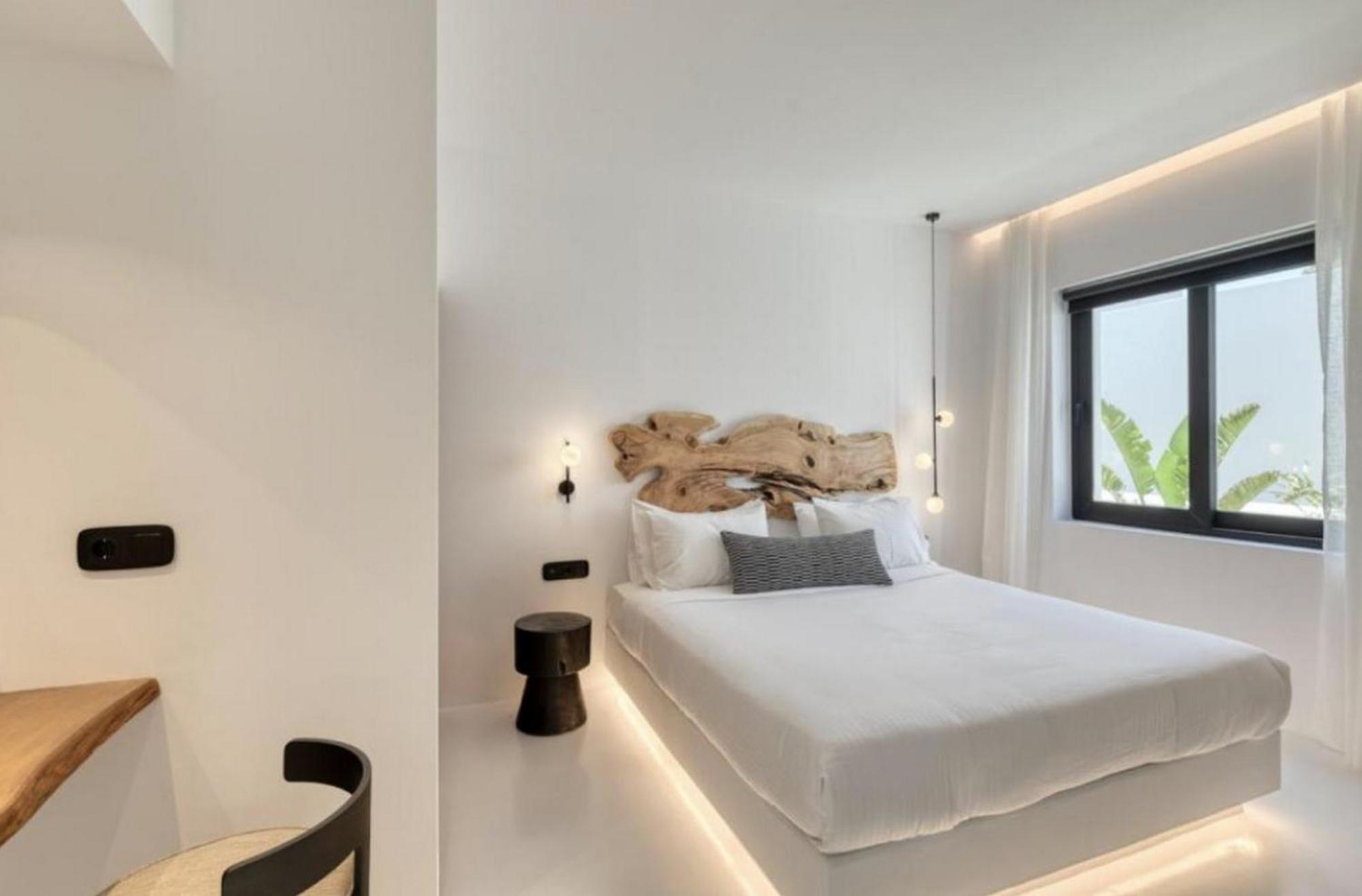 Mbc Mykonos Town Black Villa 6 Bedrooms Mykonos