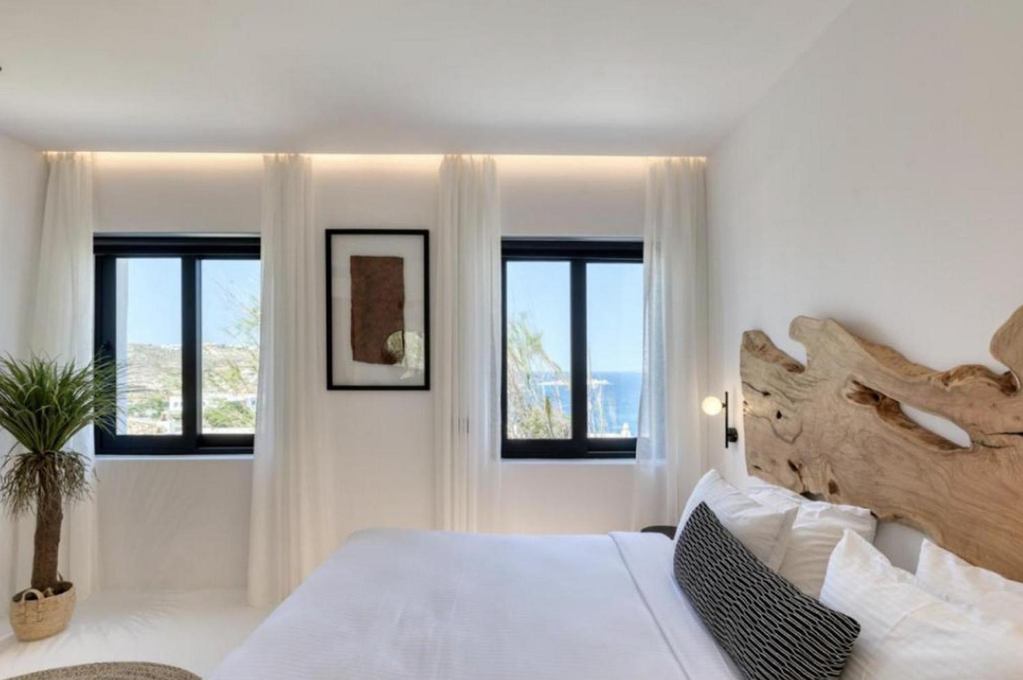 Mbc Mykonos Town Black Villa 6 Bedrooms Mykonos Villa Glastros (Mykonos)