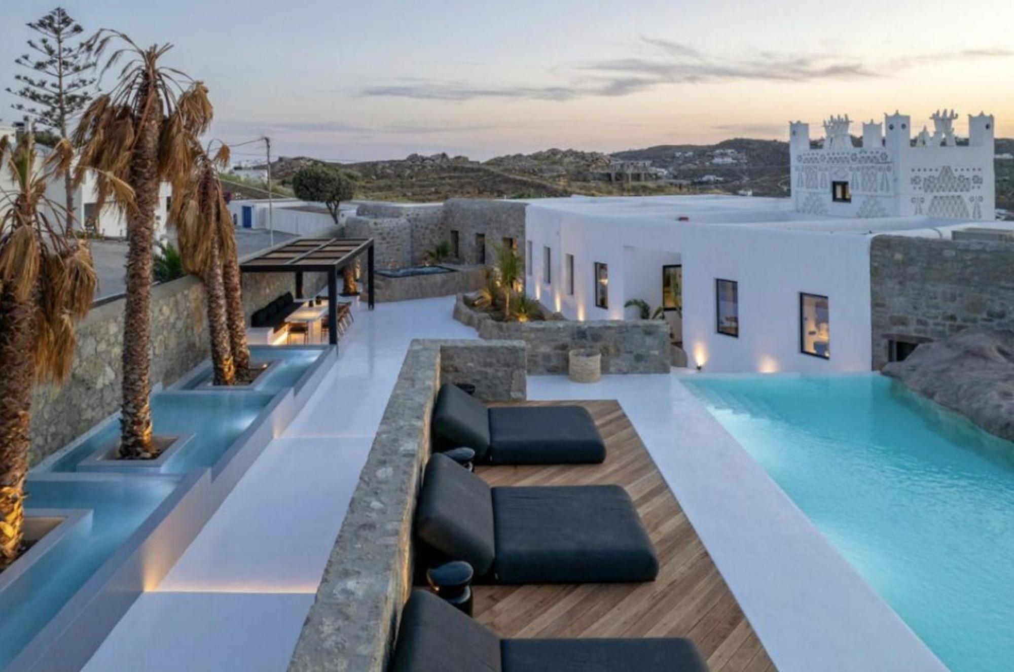 Villa Mbc Mykonos Town Black Villa 6 Bedrooms Mykonos