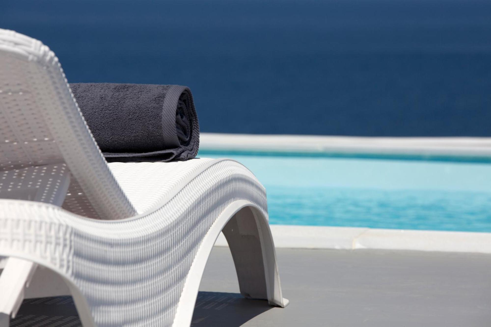 Villa Casadei Pool 4-bdr Sea View 'anemos' & 'petra' With Nighttime Security Guard