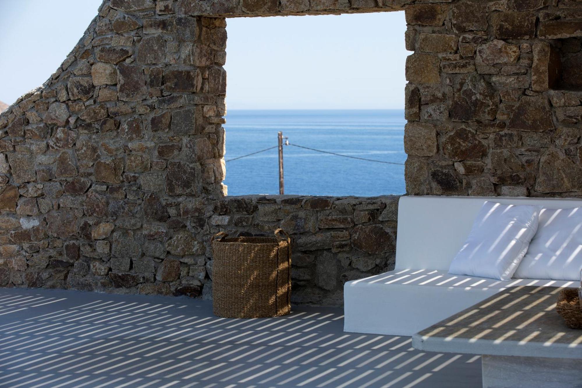 Casadei Pool 4-bdr Sea View 'anemos' & 'petra' With Nighttime Security Guard