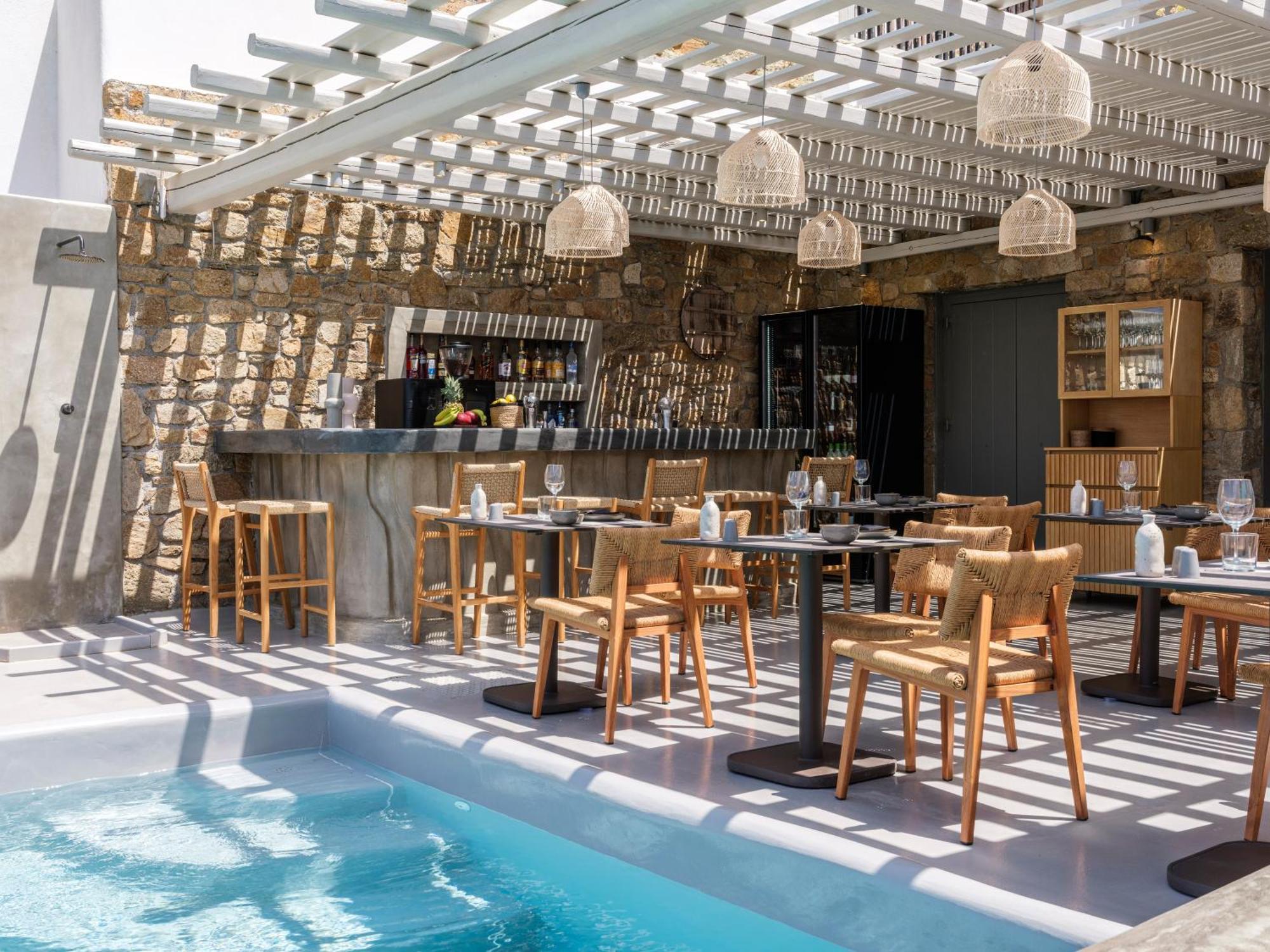 Mykonos Residence Villas & Suites Merchia Beach *