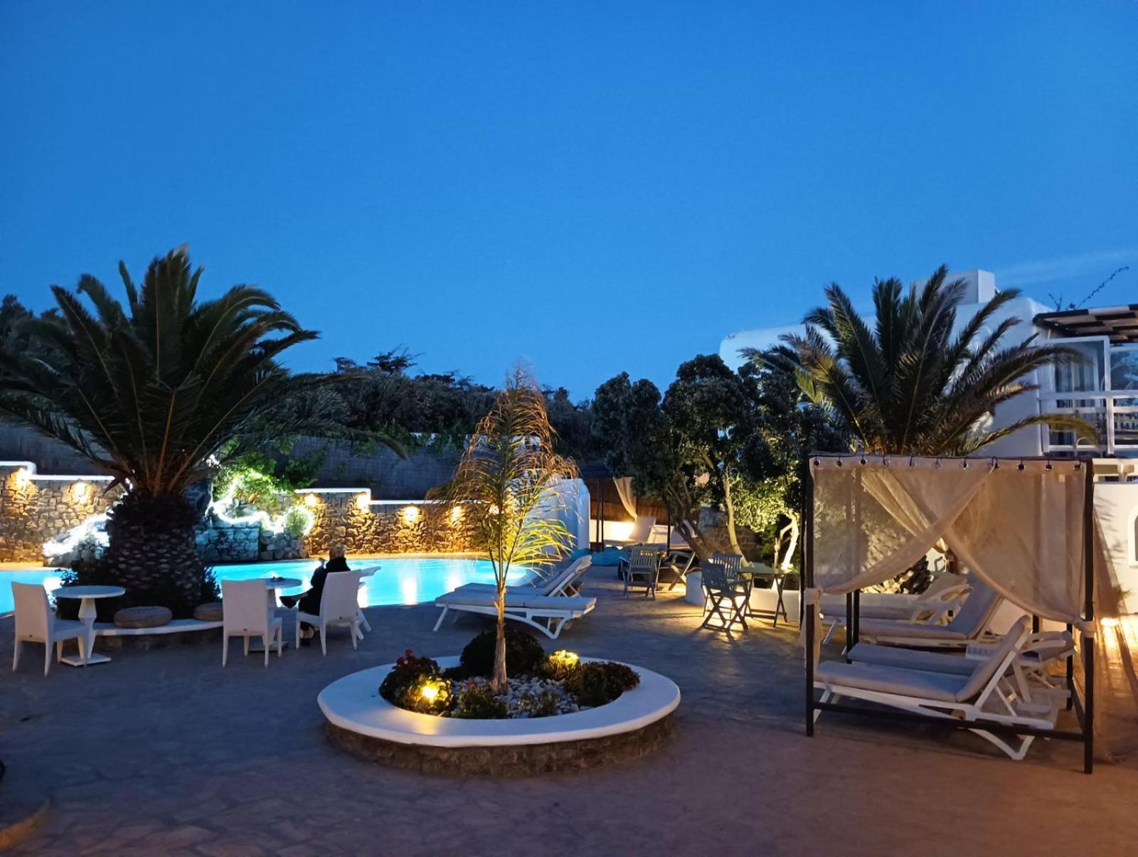 Villa Mykonian Iros & *