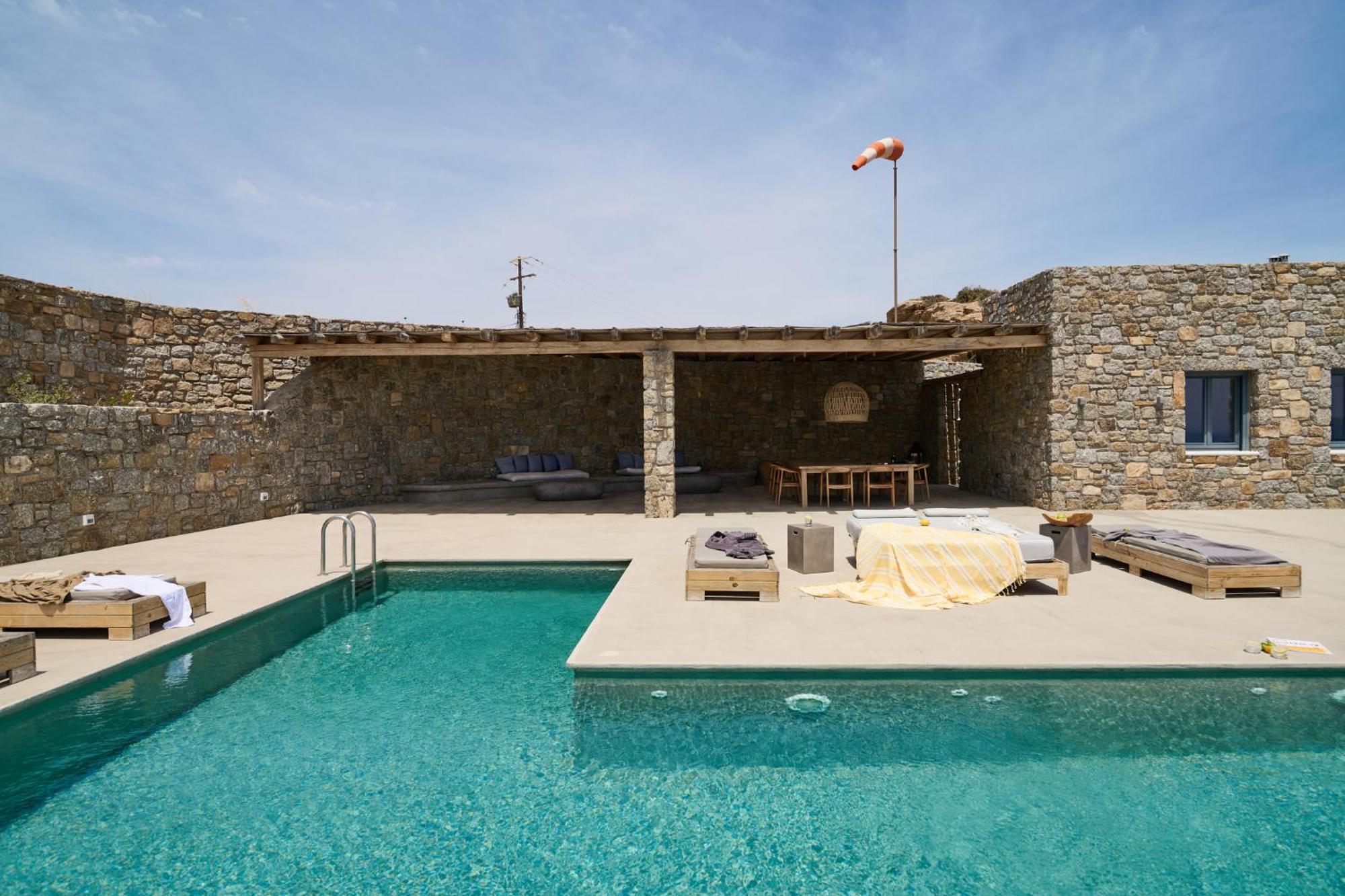 Aqua Marine By Mykonos Rocks * Kalafatis