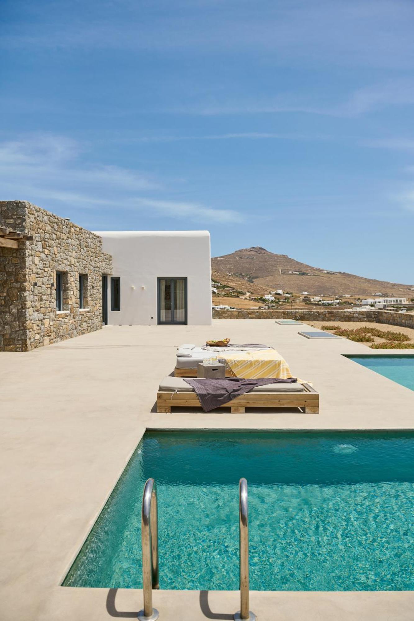 Aqua Marine By Mykonos Rocks Villa *