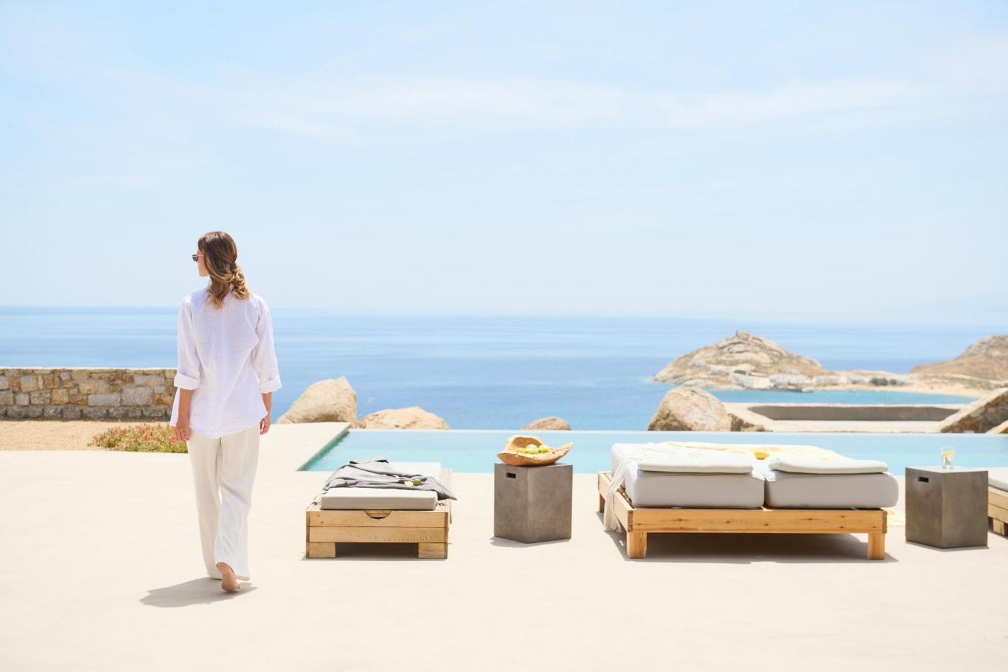 Aqua Marine By Mykonos Rocks * Kalafatis