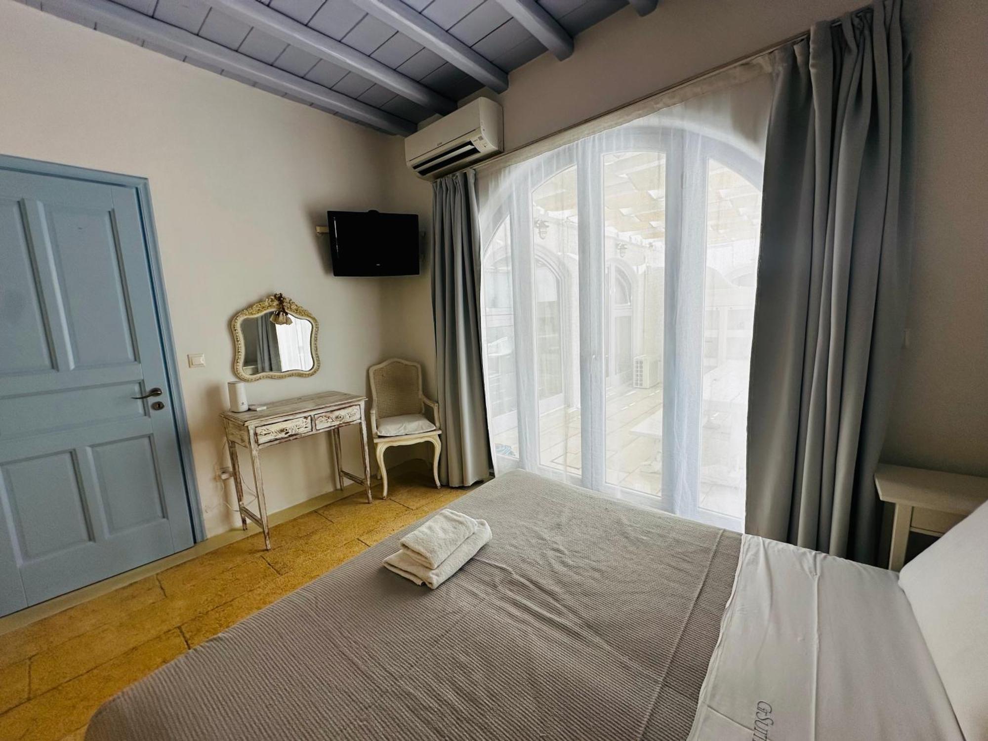 Traditional Mansion In Mykonos Holiday home *