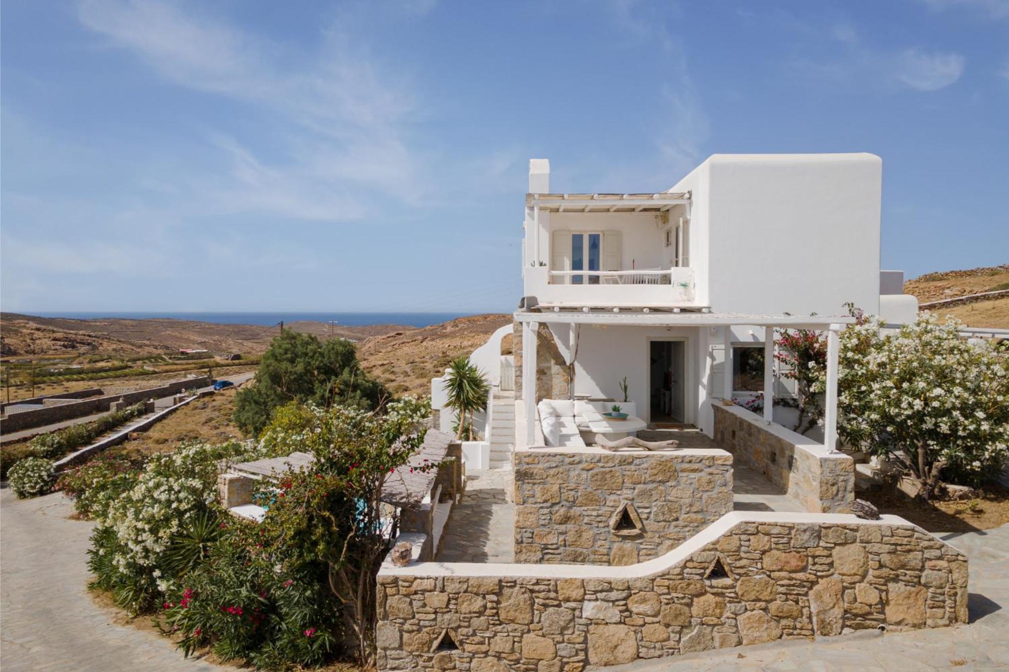 Lea Mykonos Merchia Beach