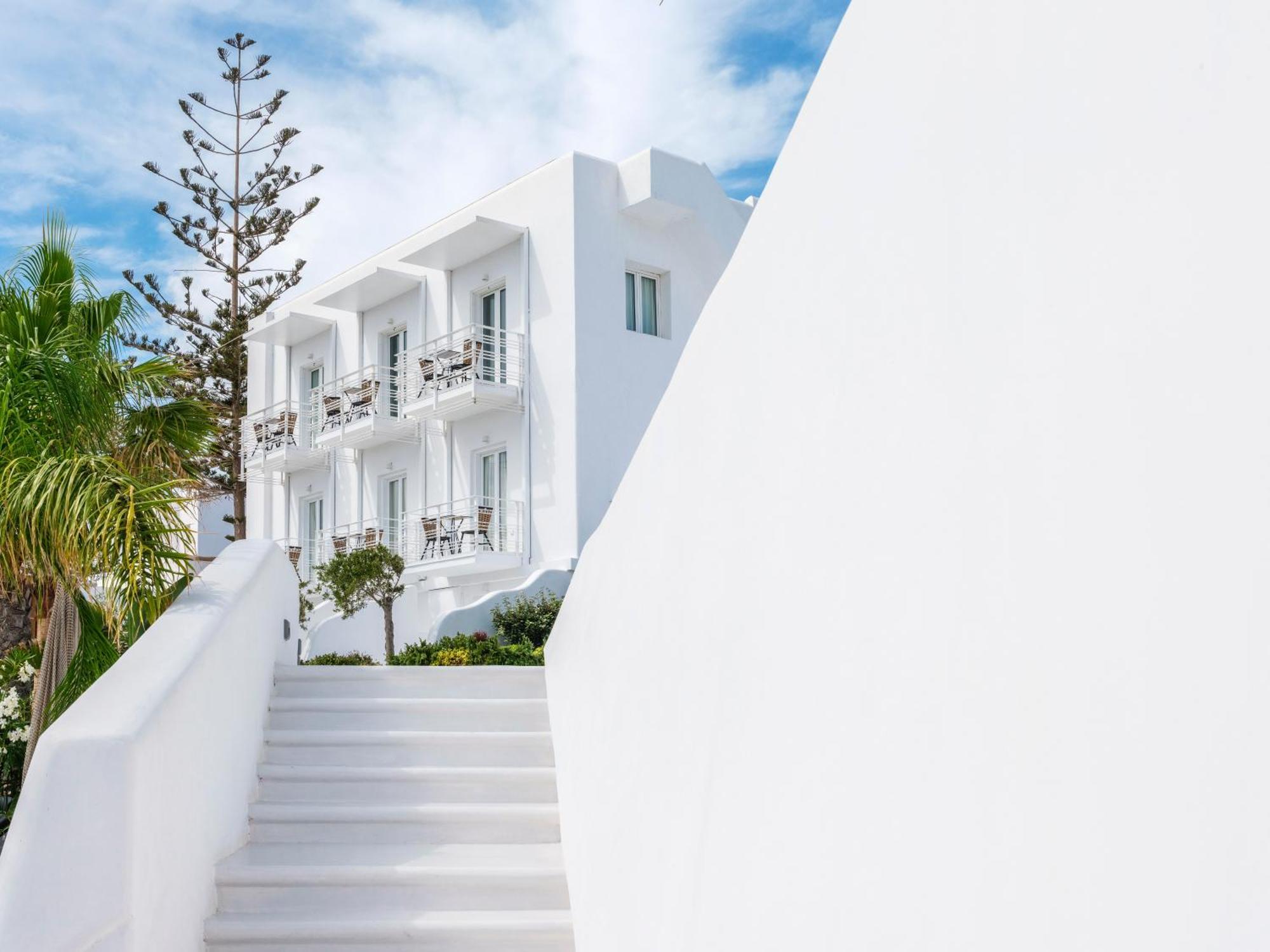 Akkadian Boutique 5*