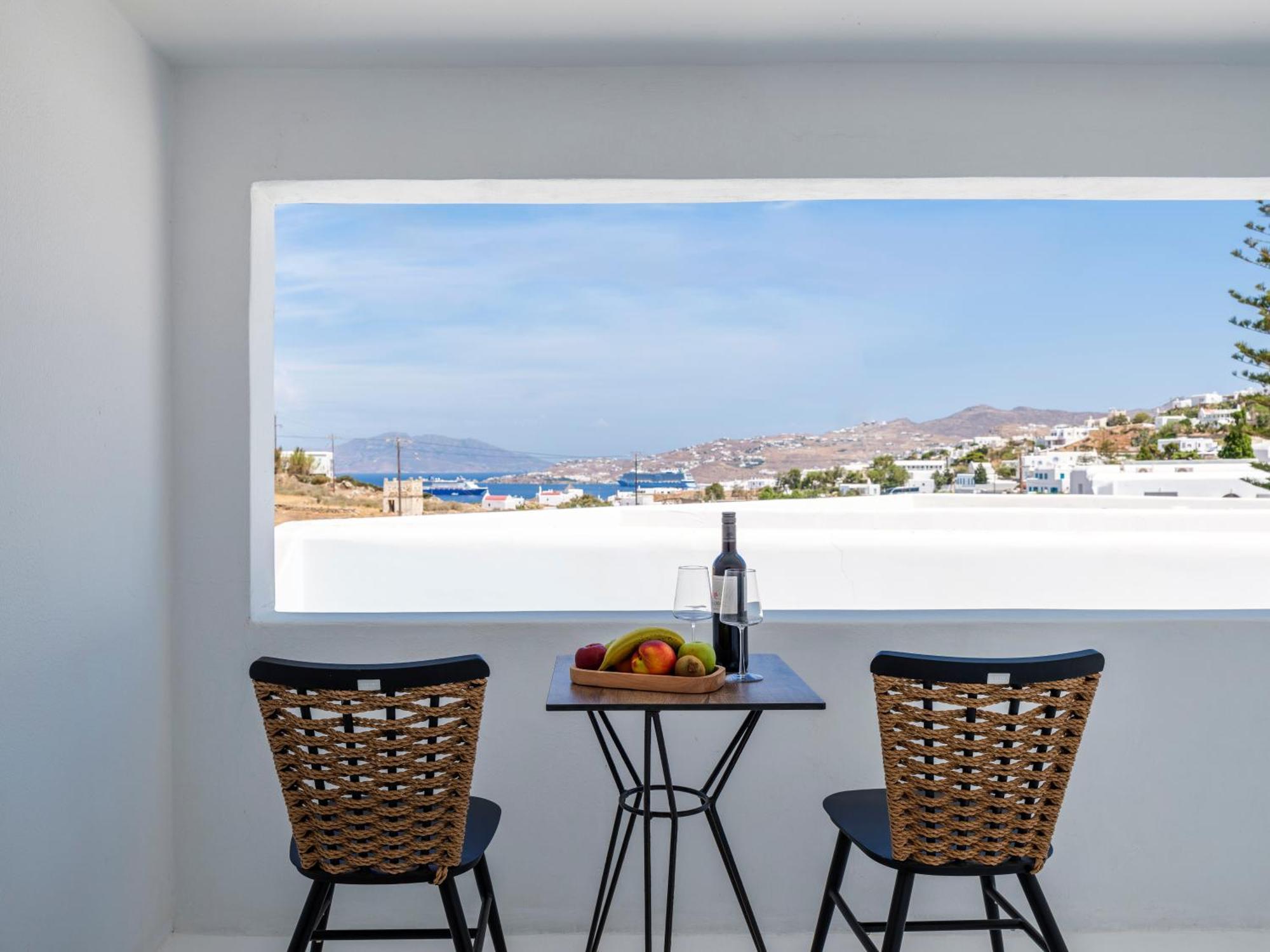 Akkadian Boutique 5* Mykonos Town