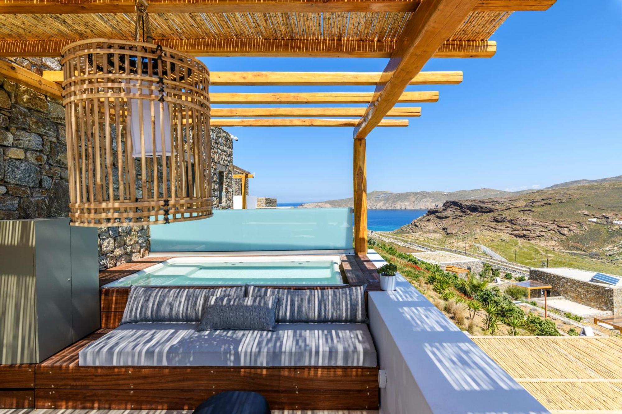 Hotel Nasta & Intentional Living Mykonos