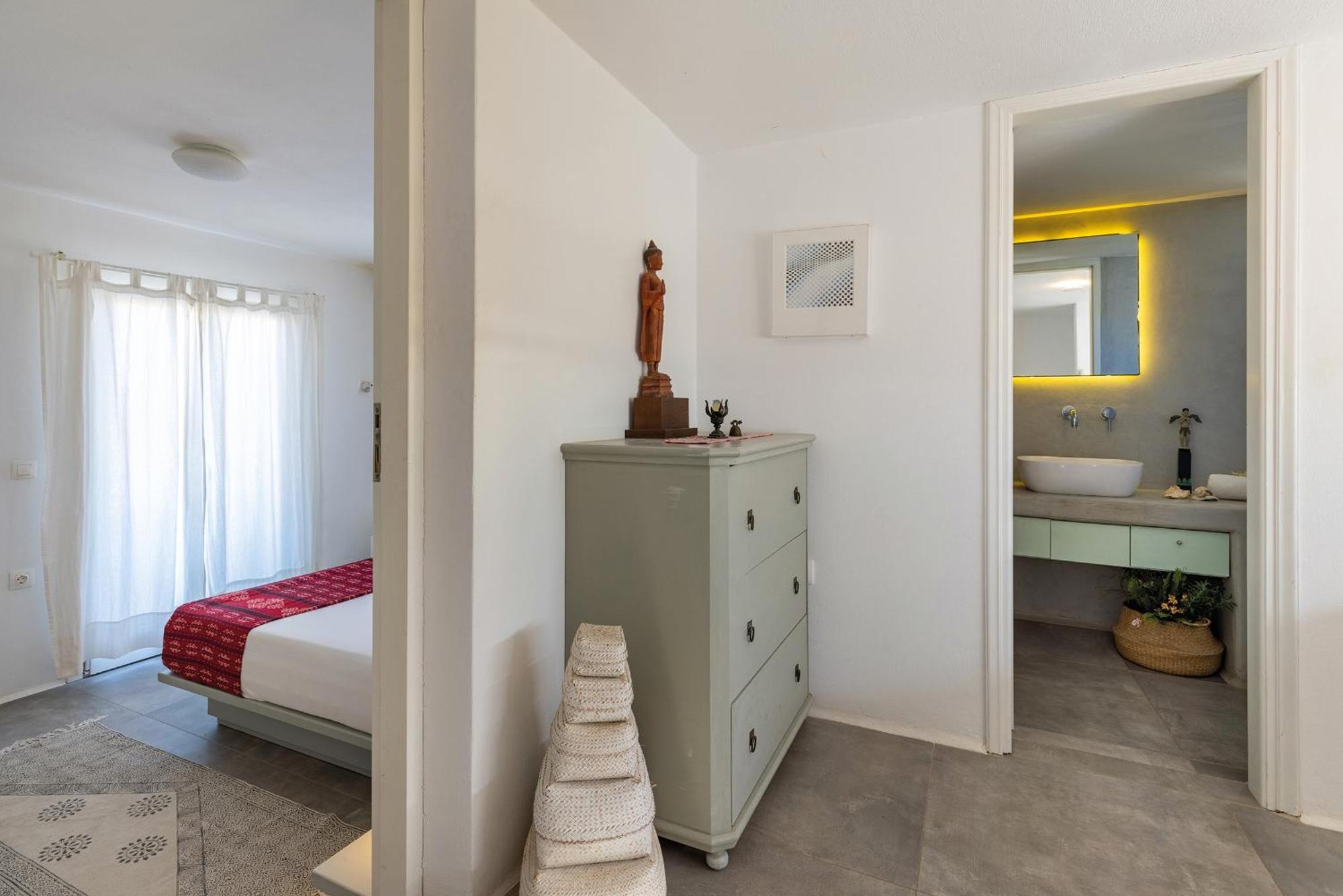 Mykonian Ode With Stunning Sunrise & Sunset Views Villa
