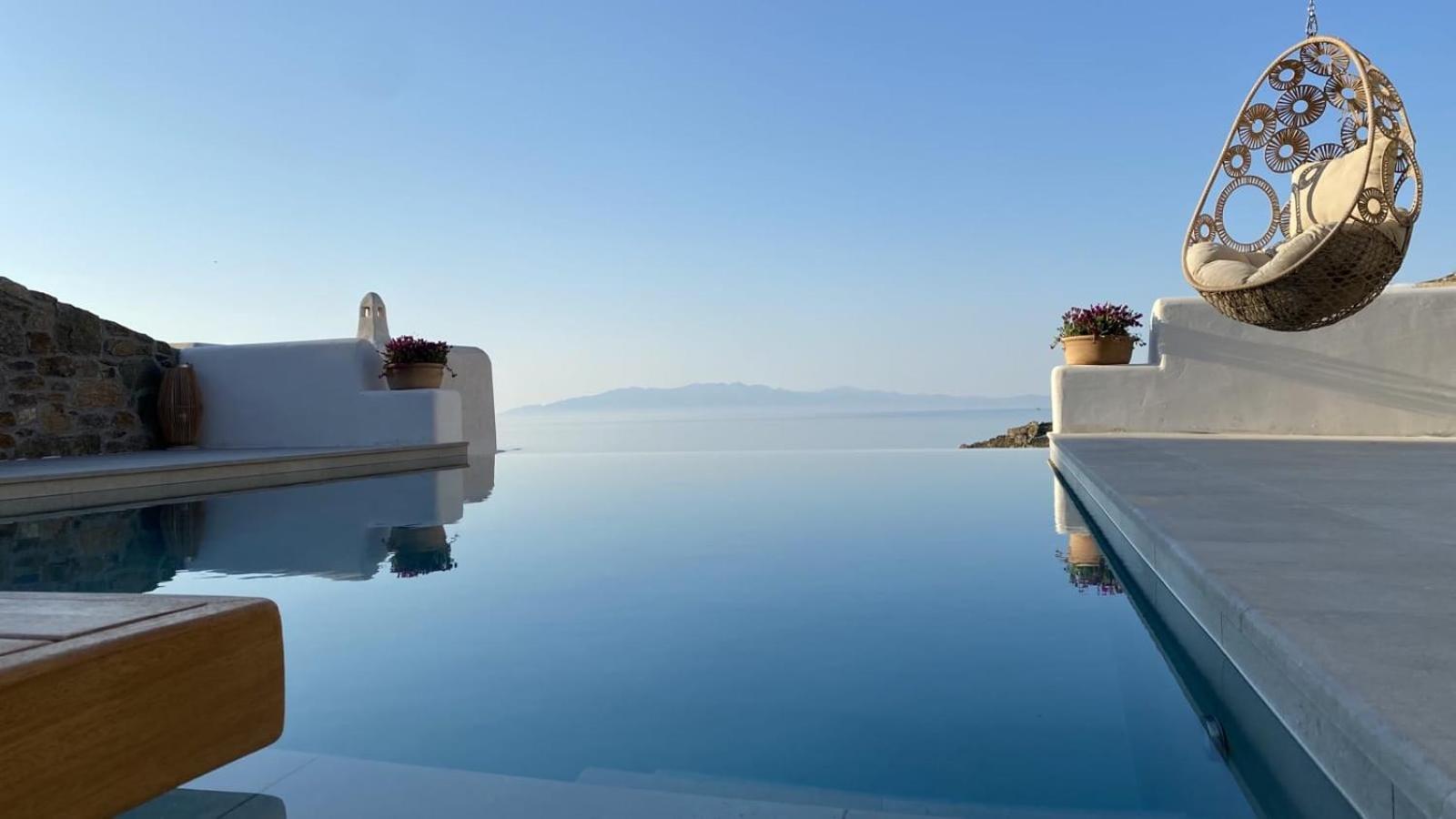 Camelia 1 - Psarou View - Private Pool And Jacuzzi *