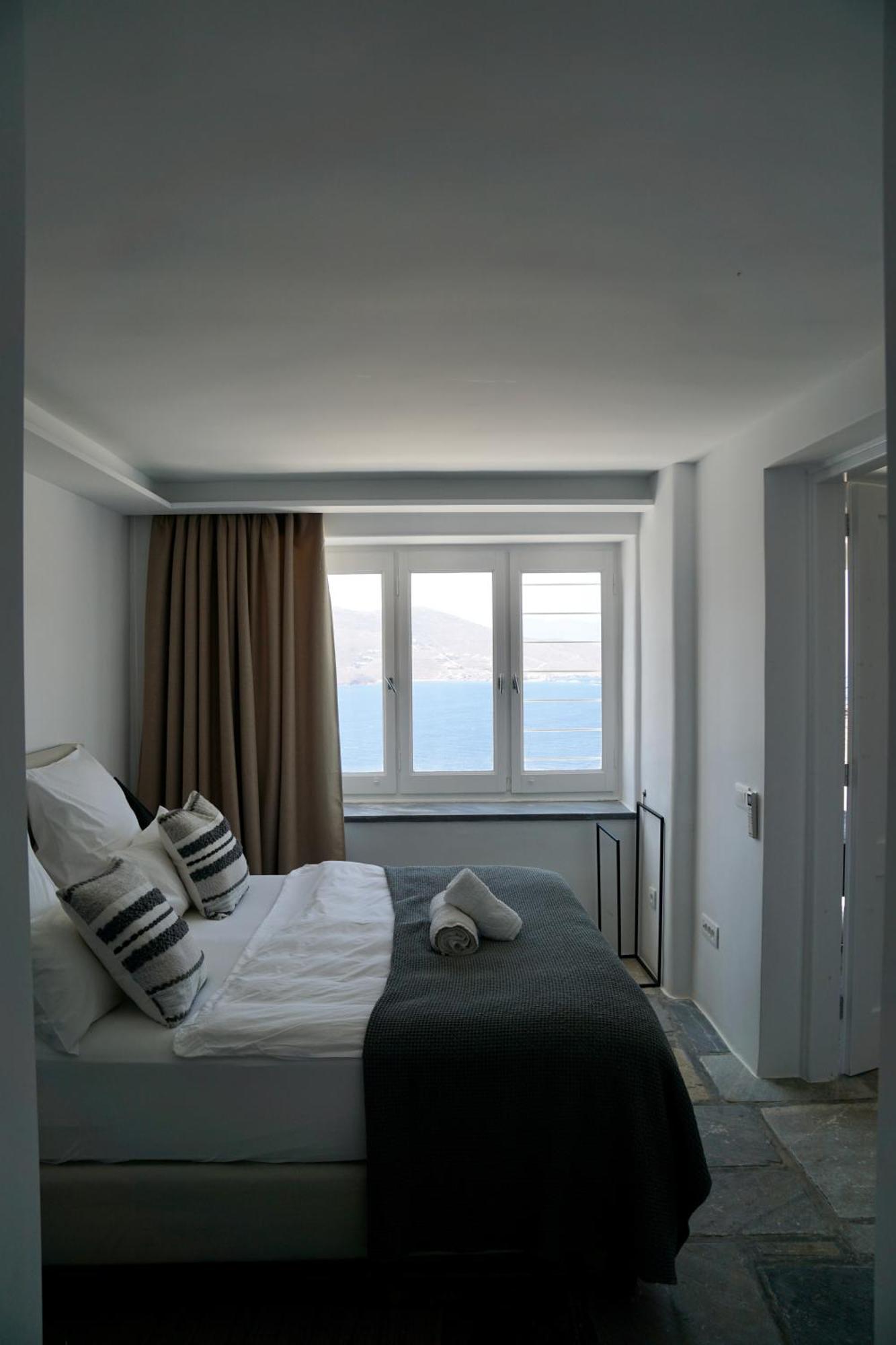 Joy Mykonos Boutique Ano Mera