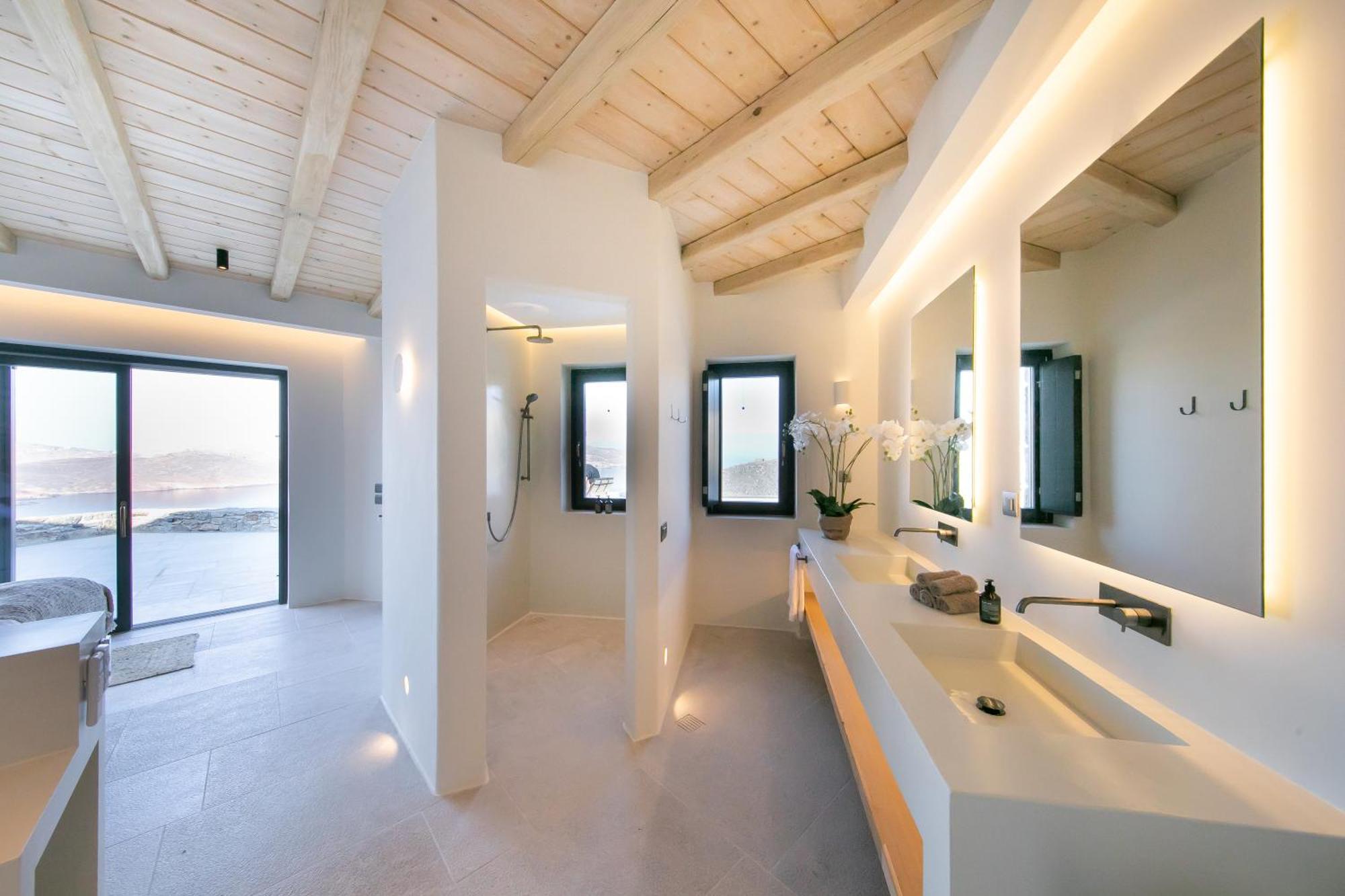 Joy Mykonos Boutique *
