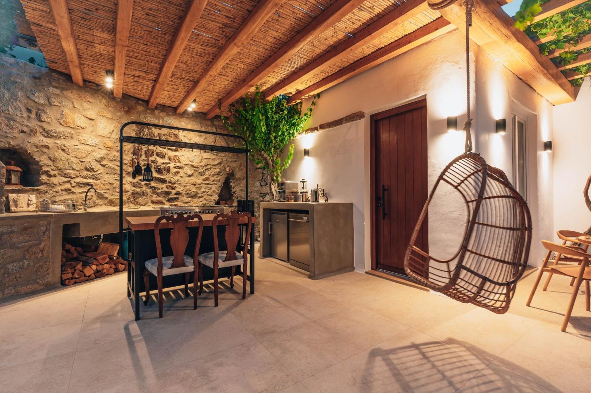 Nomade 4 Bd In Psarou Villa