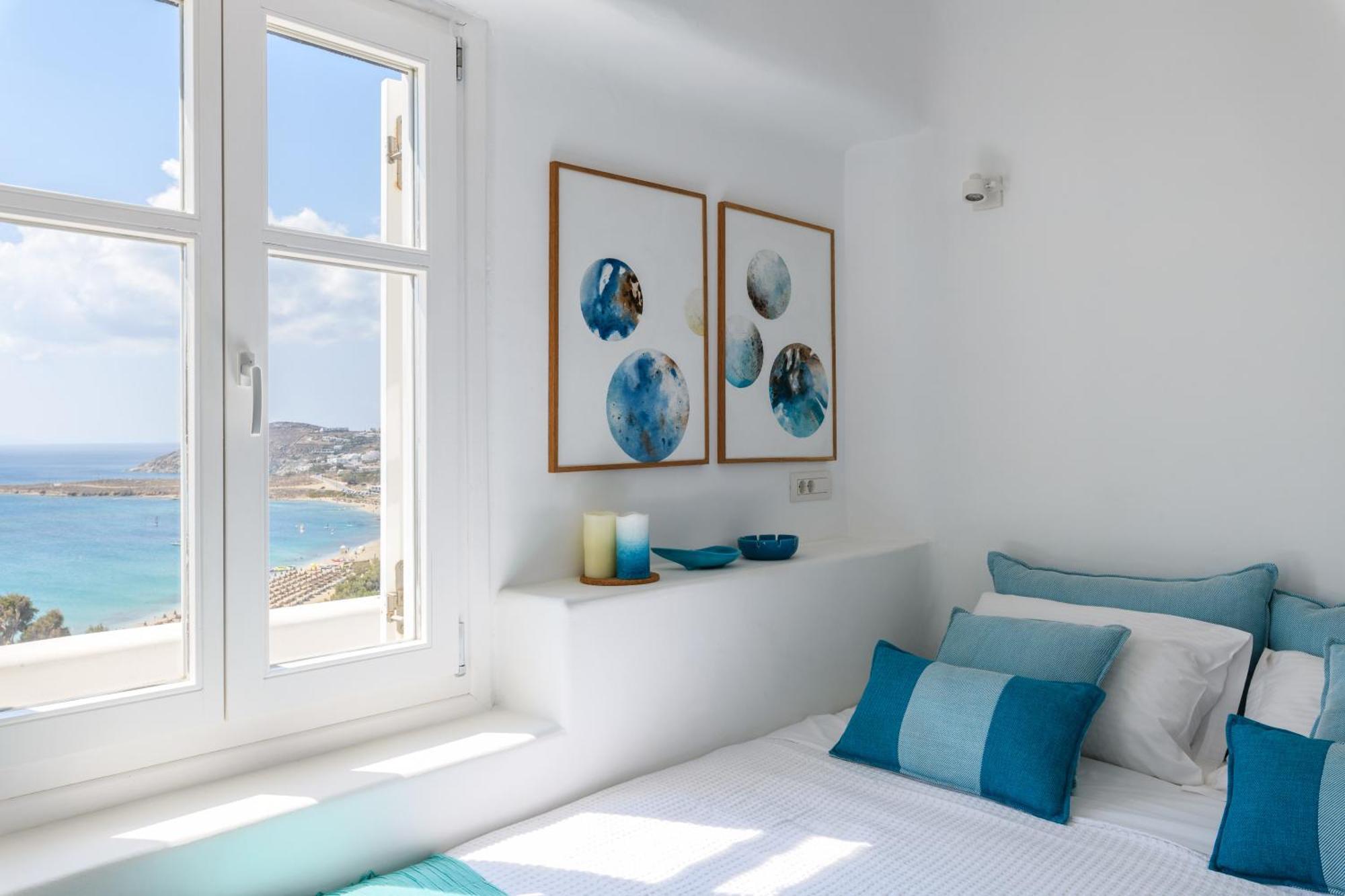 Angelika/pink Pelikan By The Mykonos Town