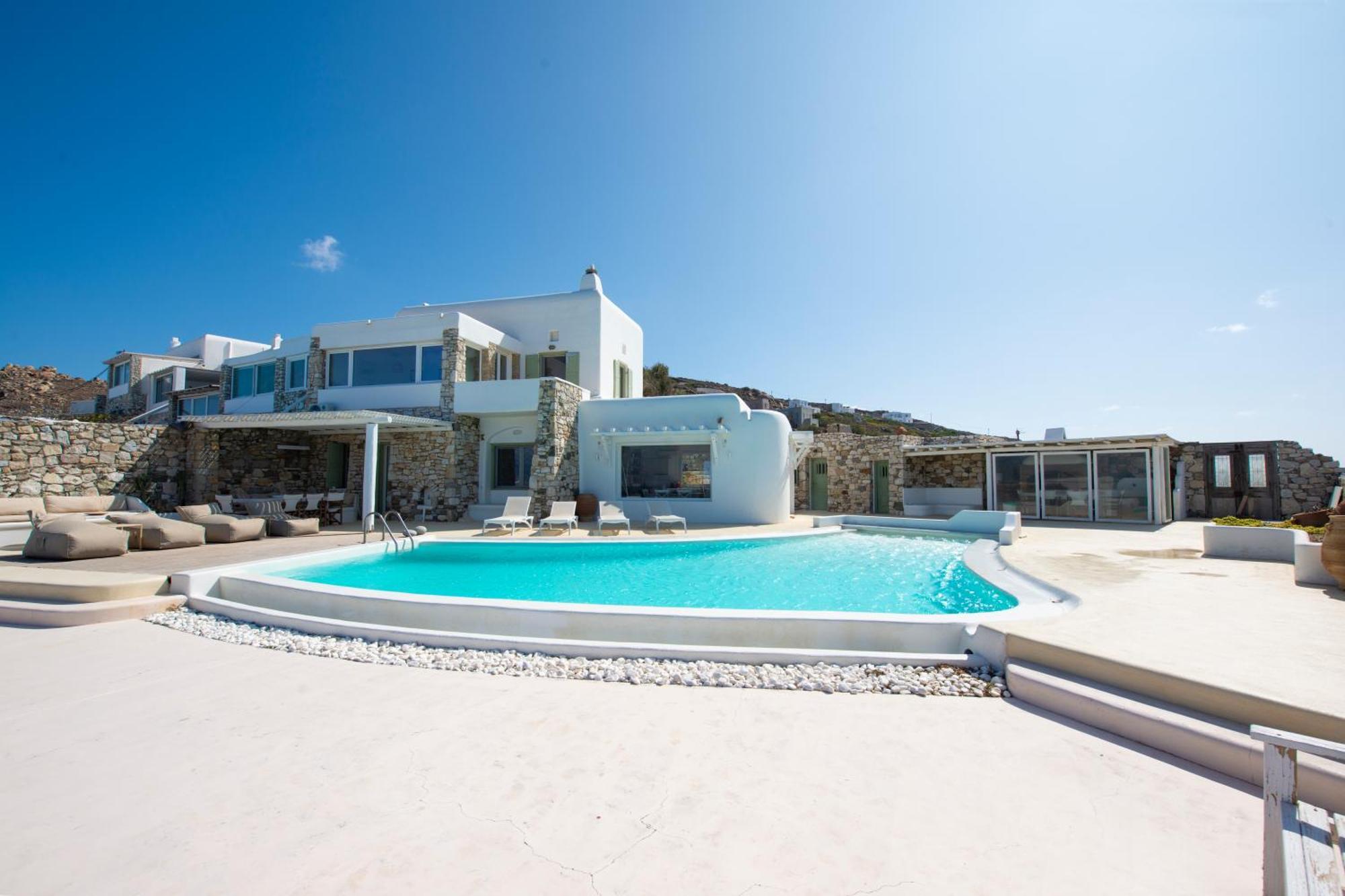 Magdalena Mykonos Agios Ioannis Diakoftis