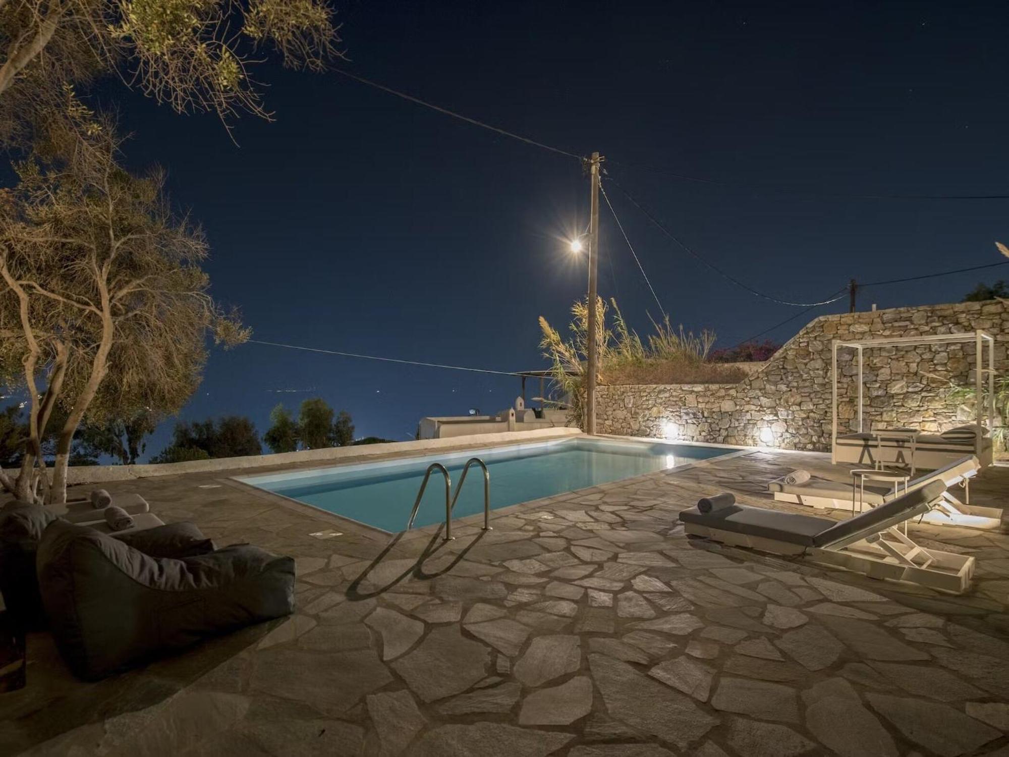 Villa Traditional With Swimming Pool *