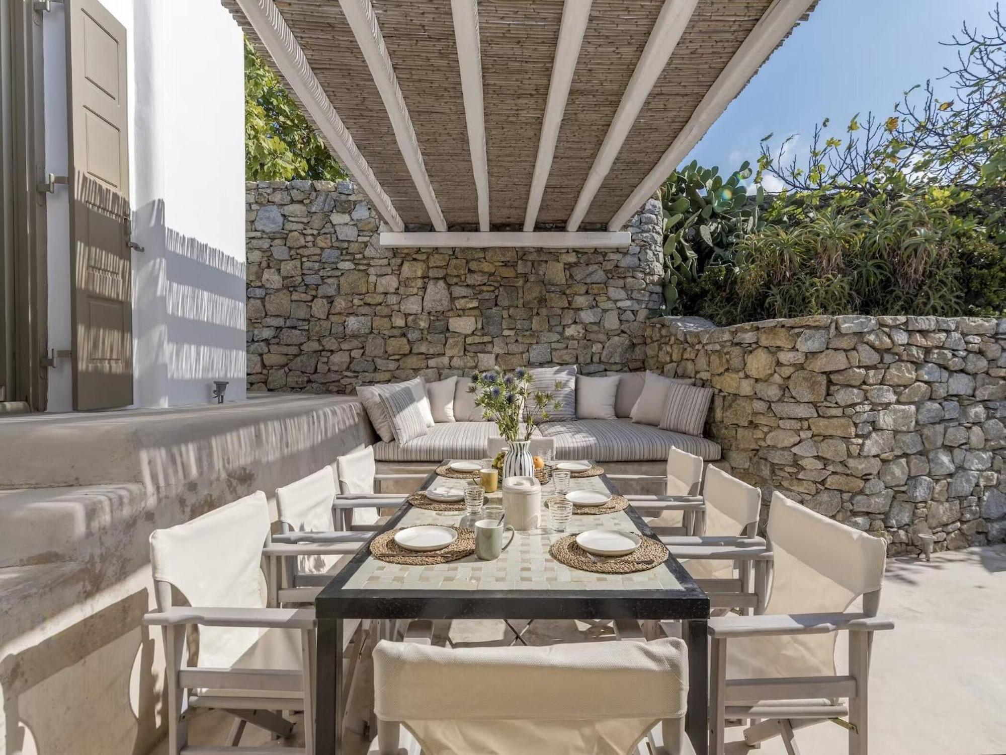Traditional With Swimming Pool Villa Ano Mera