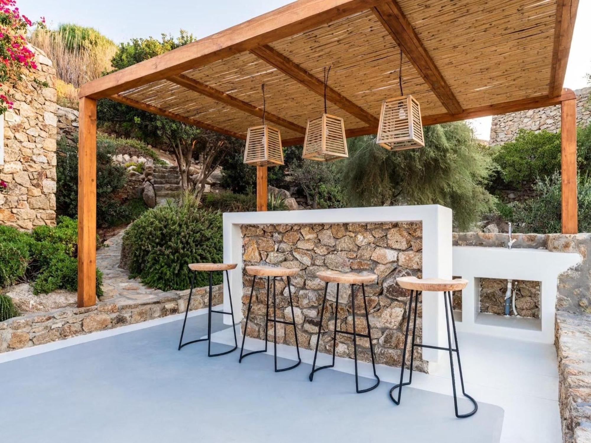 Villa Stunning Surrounded By Lush Greenery Agrari (Mykonos)