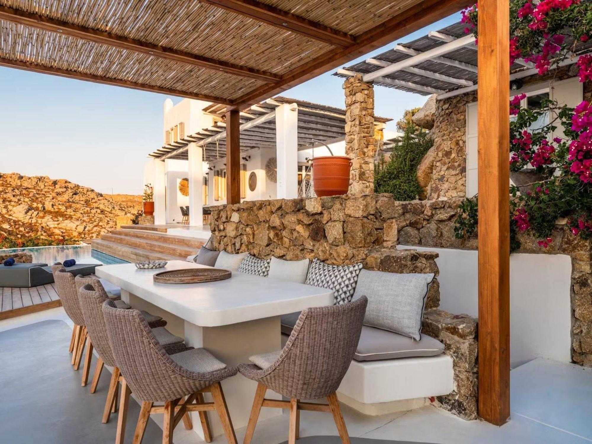 Stunning Surrounded By Lush Greenery Villa Agrari (Mykonos)