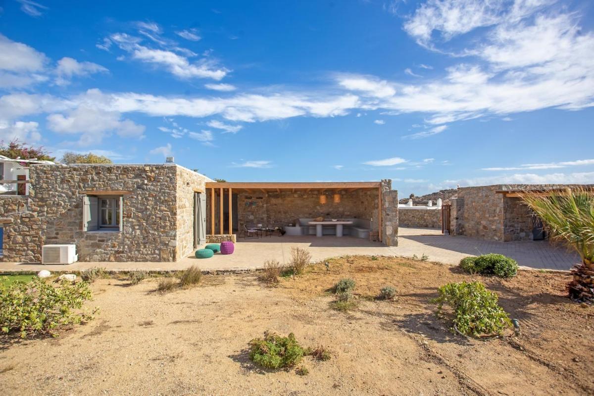 Private Sea View Yard Apartment Mykonos Town
