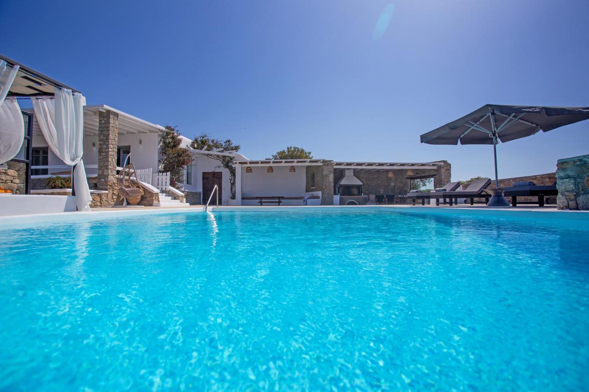 South Star Private Pool Kalo Livadi
