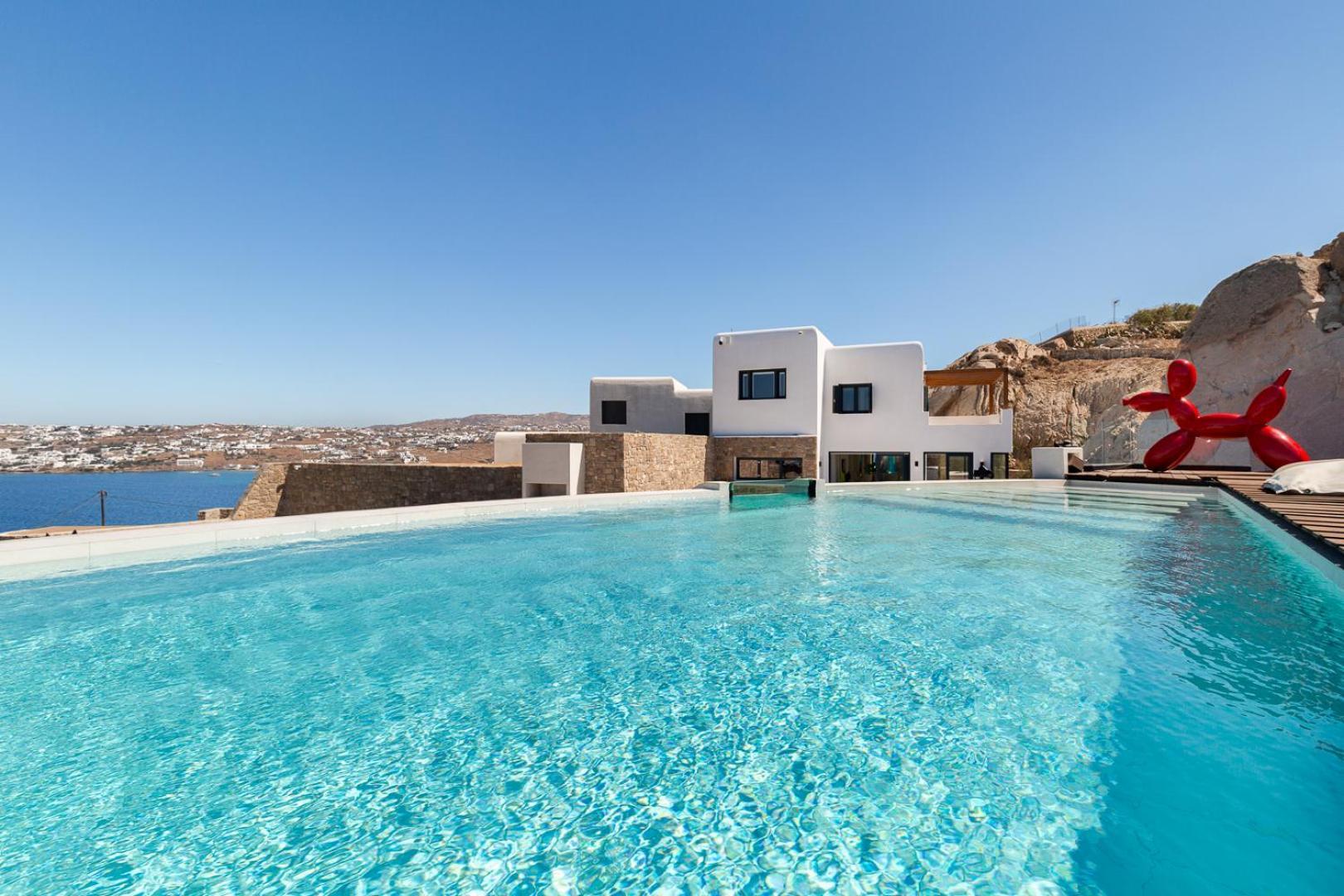 Villa Martinez Luxury Escape