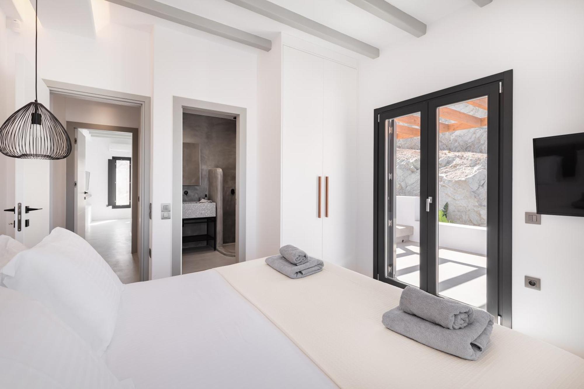 Villa Martinez Luxury Escape *