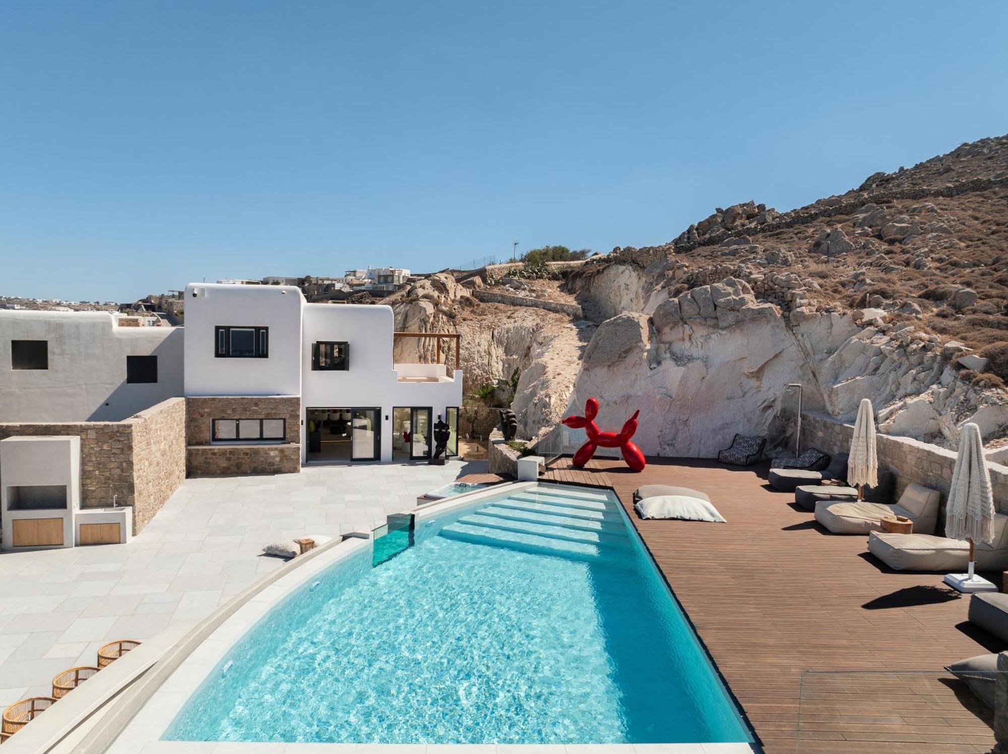 Villa Martinez Luxury Escape