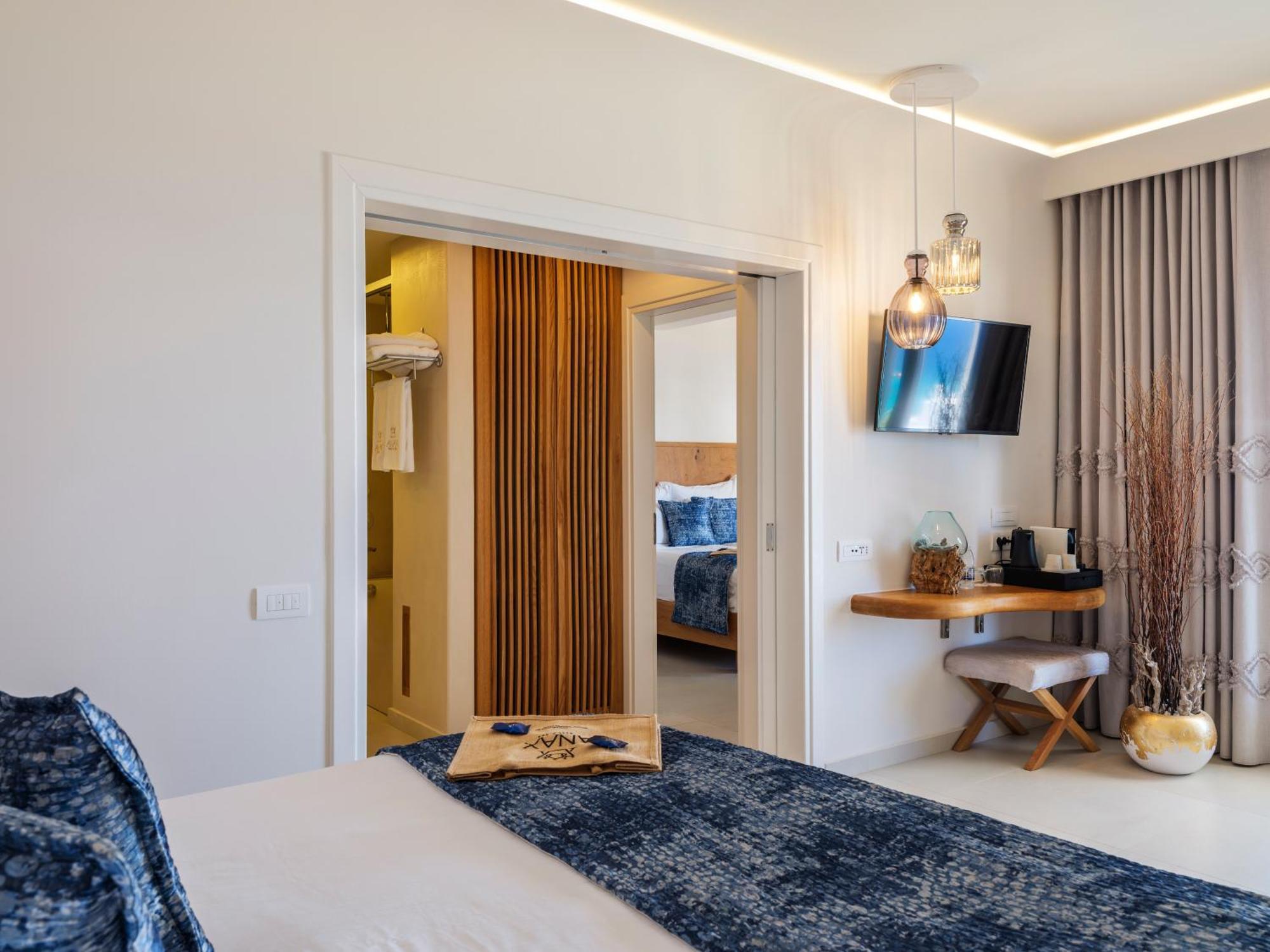 Anax And Spa