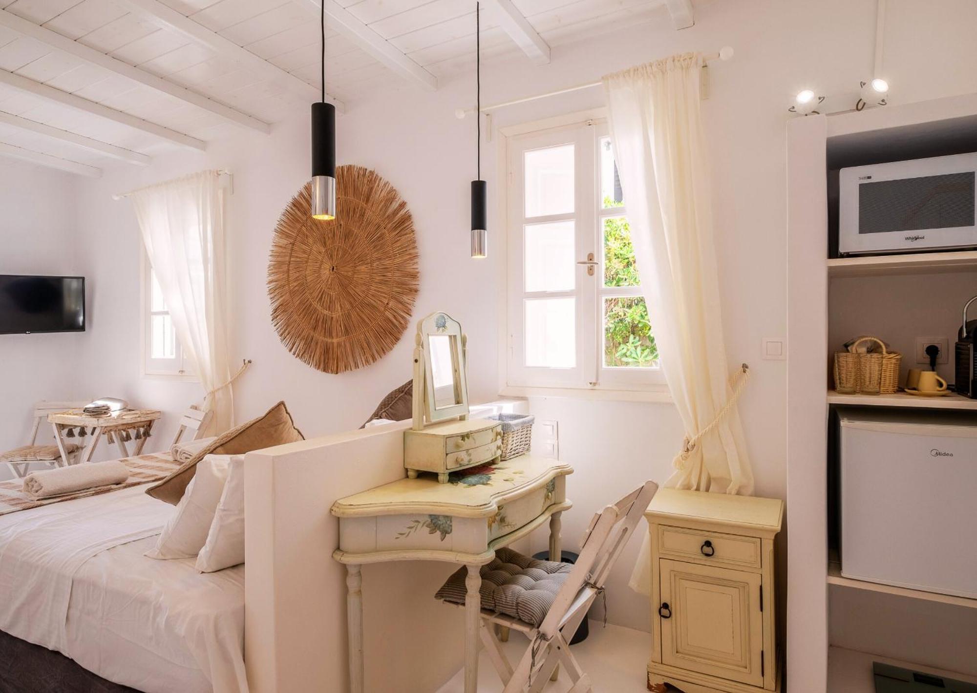 Manu Mykonos Exclusive Villa Luxury Beachside Stay With Private Pool By Quality Brand Villas Villa Kalafatis