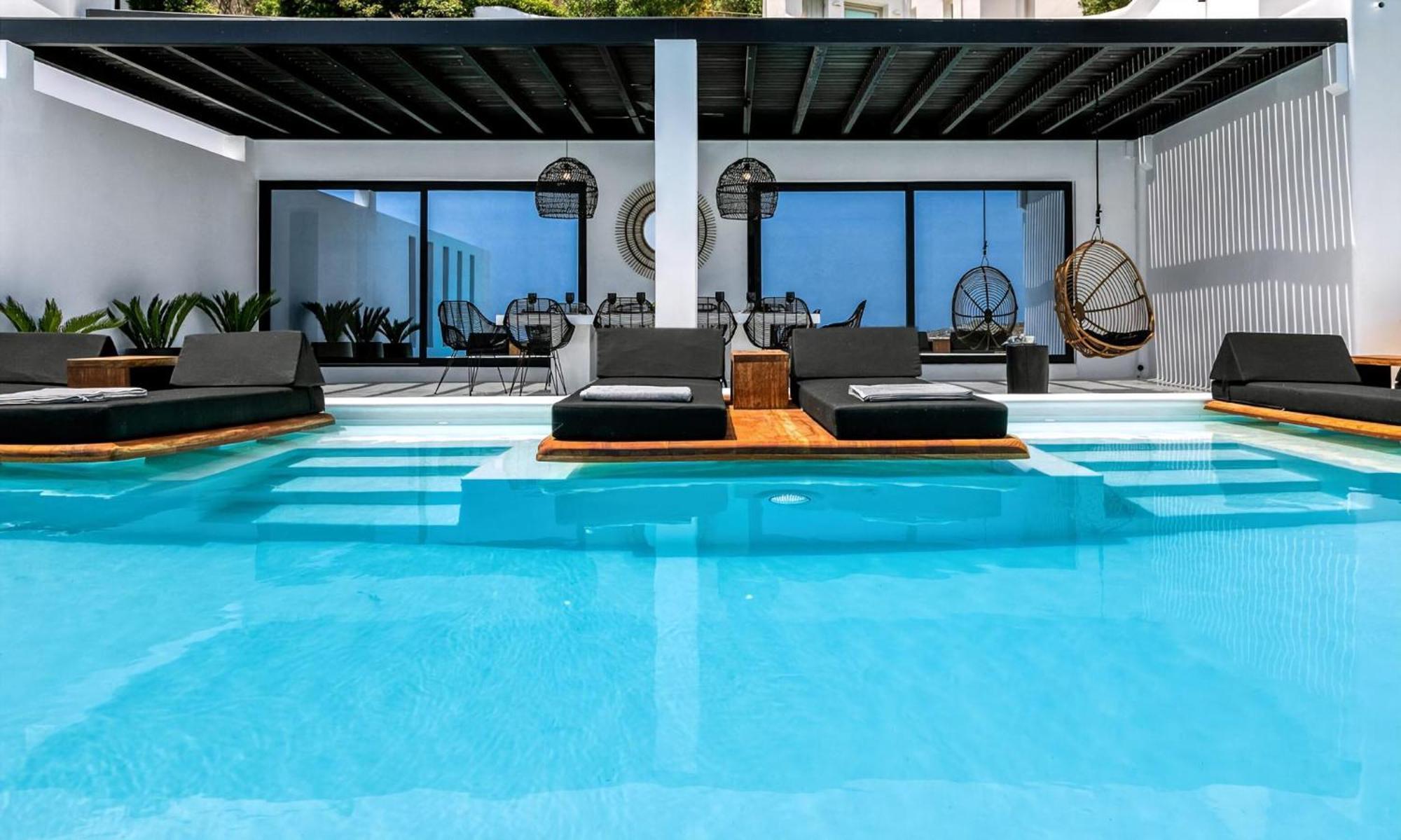 Villa Dazzling Mykonos Lvellie 6 Bedrooms Unique Aegean Sea Views Private Infinity Pool Two Private Jacuzzis Psarou
