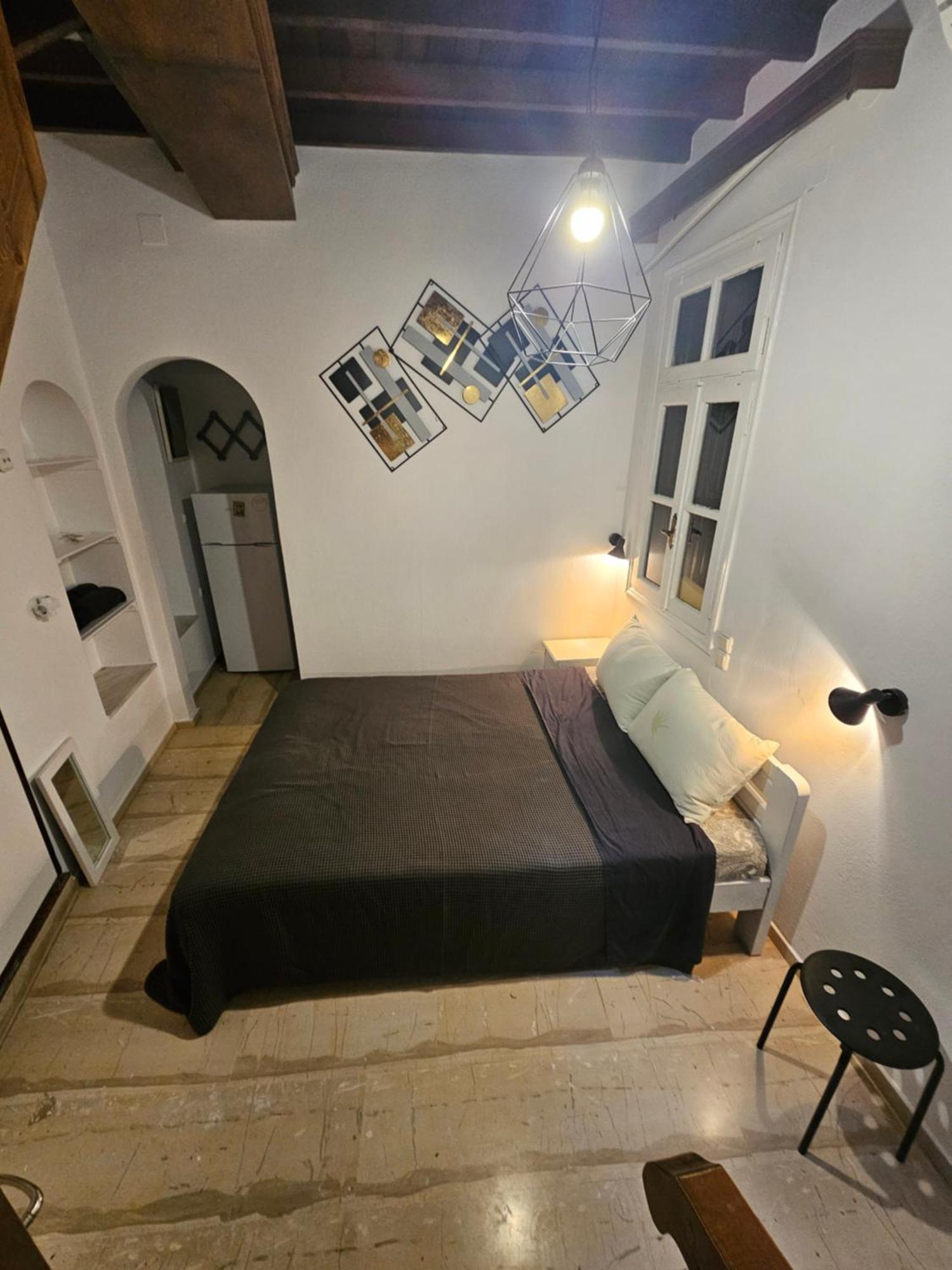 Onyx Apartment *