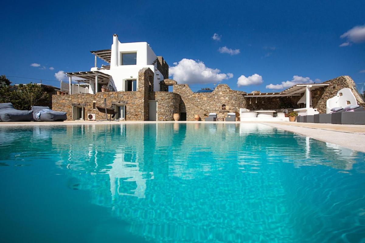 Your Private Mykonos *