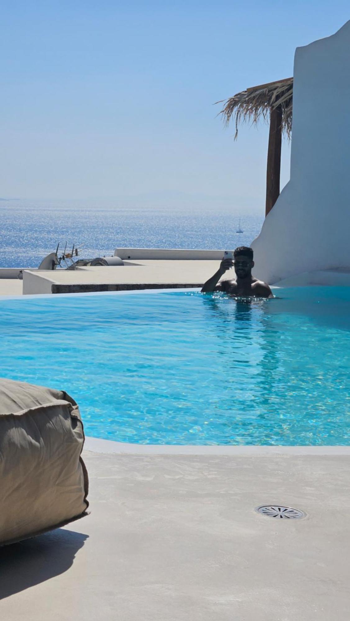 Elli Tropical Luxury Sunset-infinity Pool- Sea Side-near Center Parking Aparthotel Mykonos Town