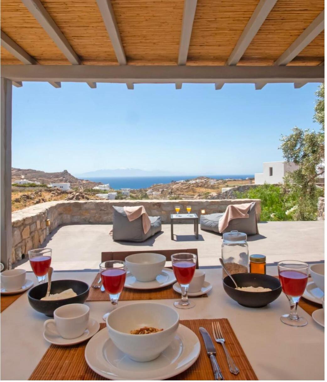 Private Verdigris With Infinity Sea Views