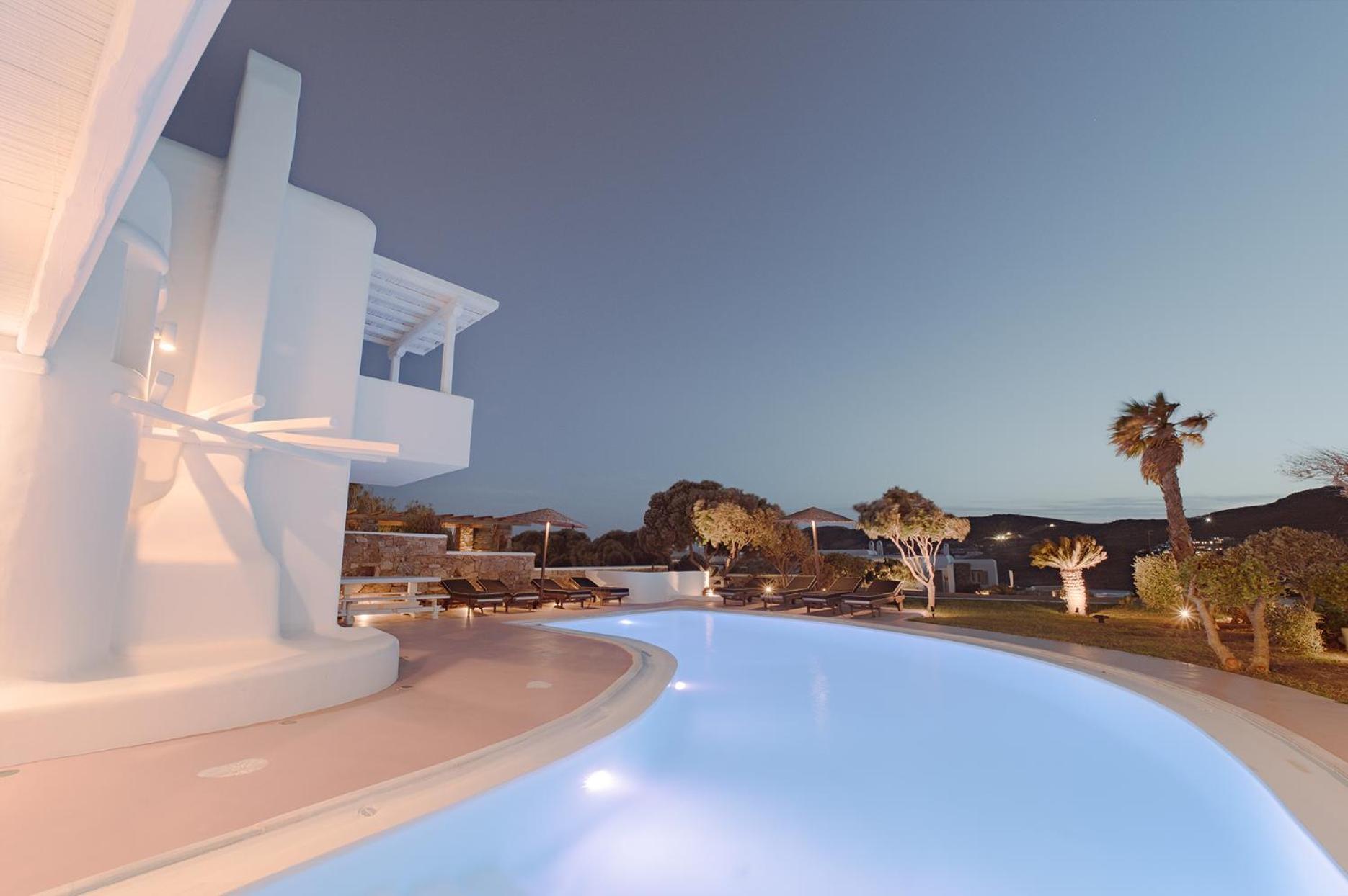 Mykonos White Prince, 5 Bedroom With Private Pool!