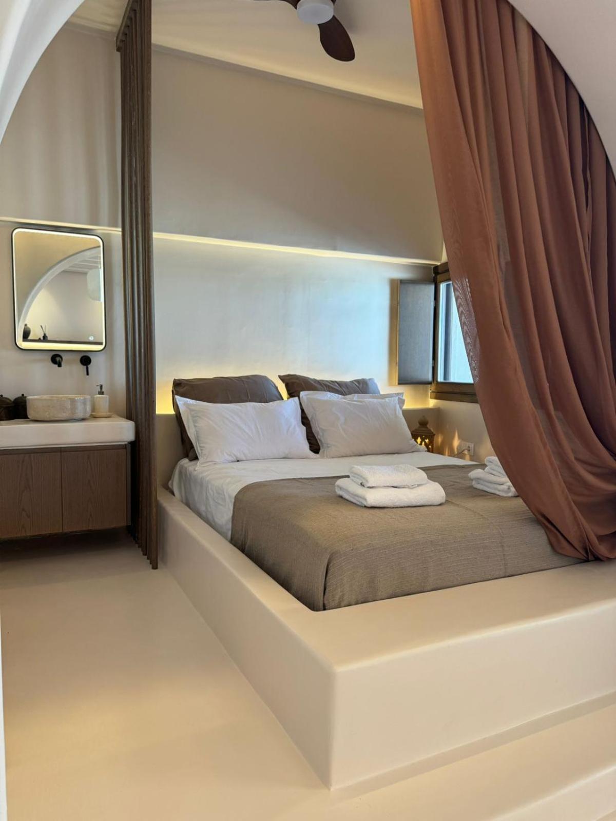Conte Mykonos Ii *