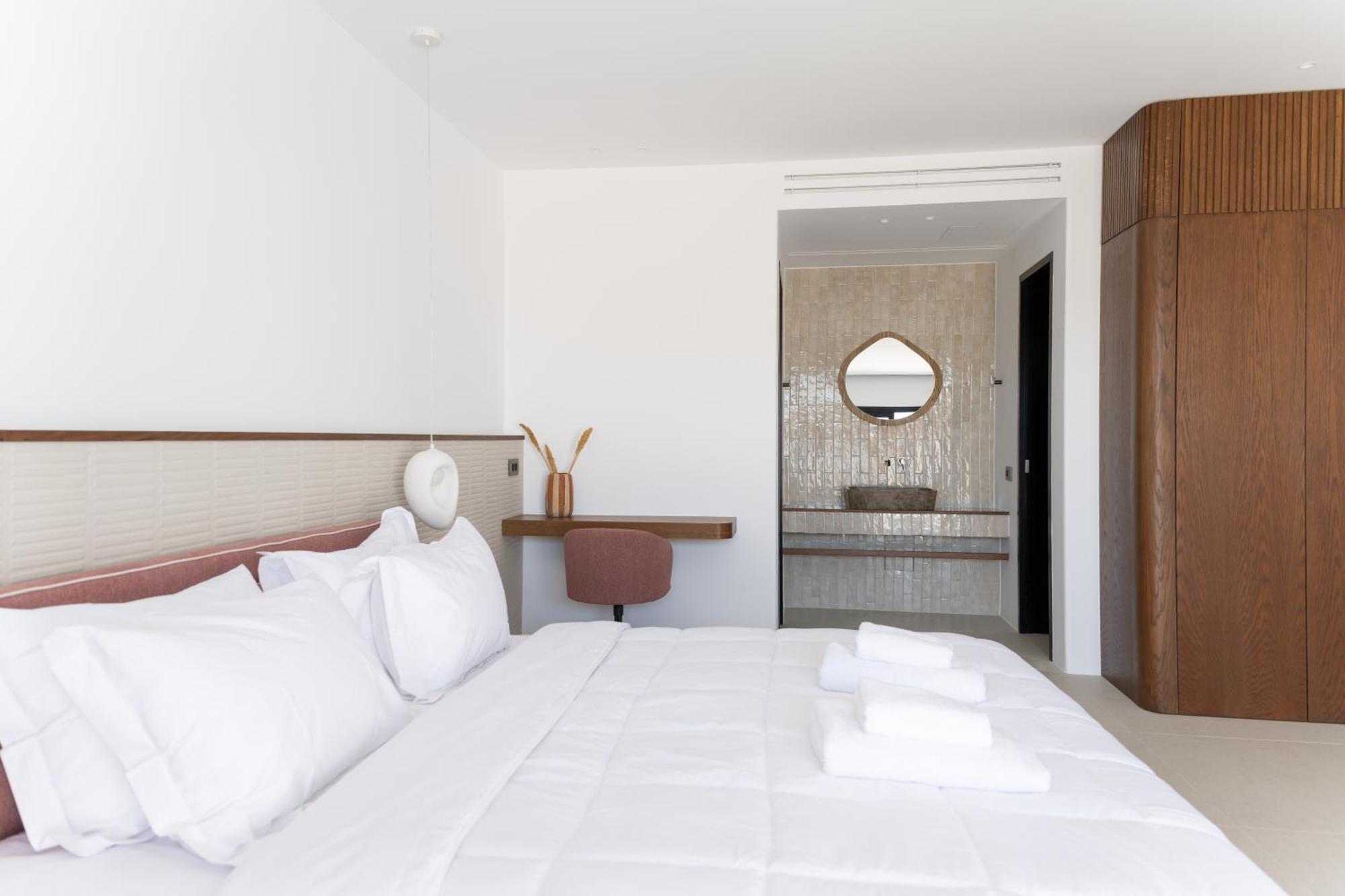 Le Ciel Suites & Villas Mykonos Town