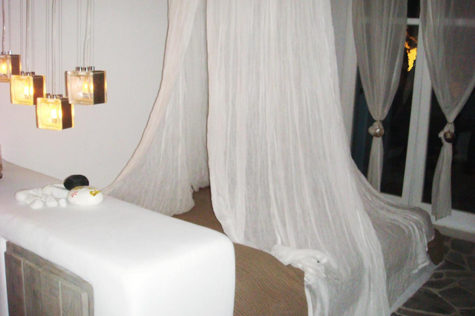 White Luxury With Amazing Seaview And Pool *