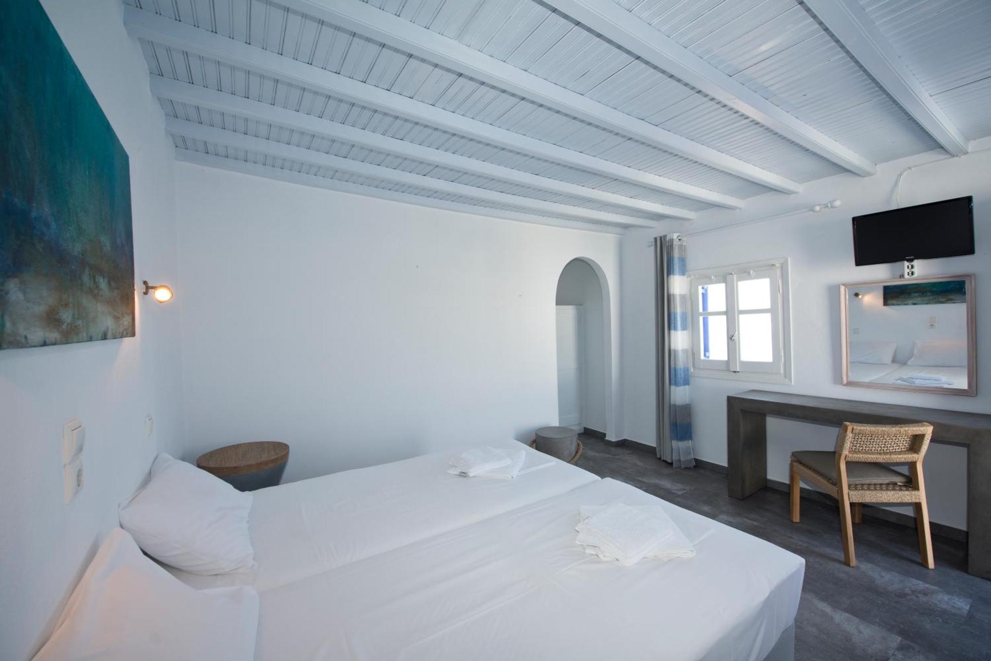 Markos & Hotel Mykonos Town