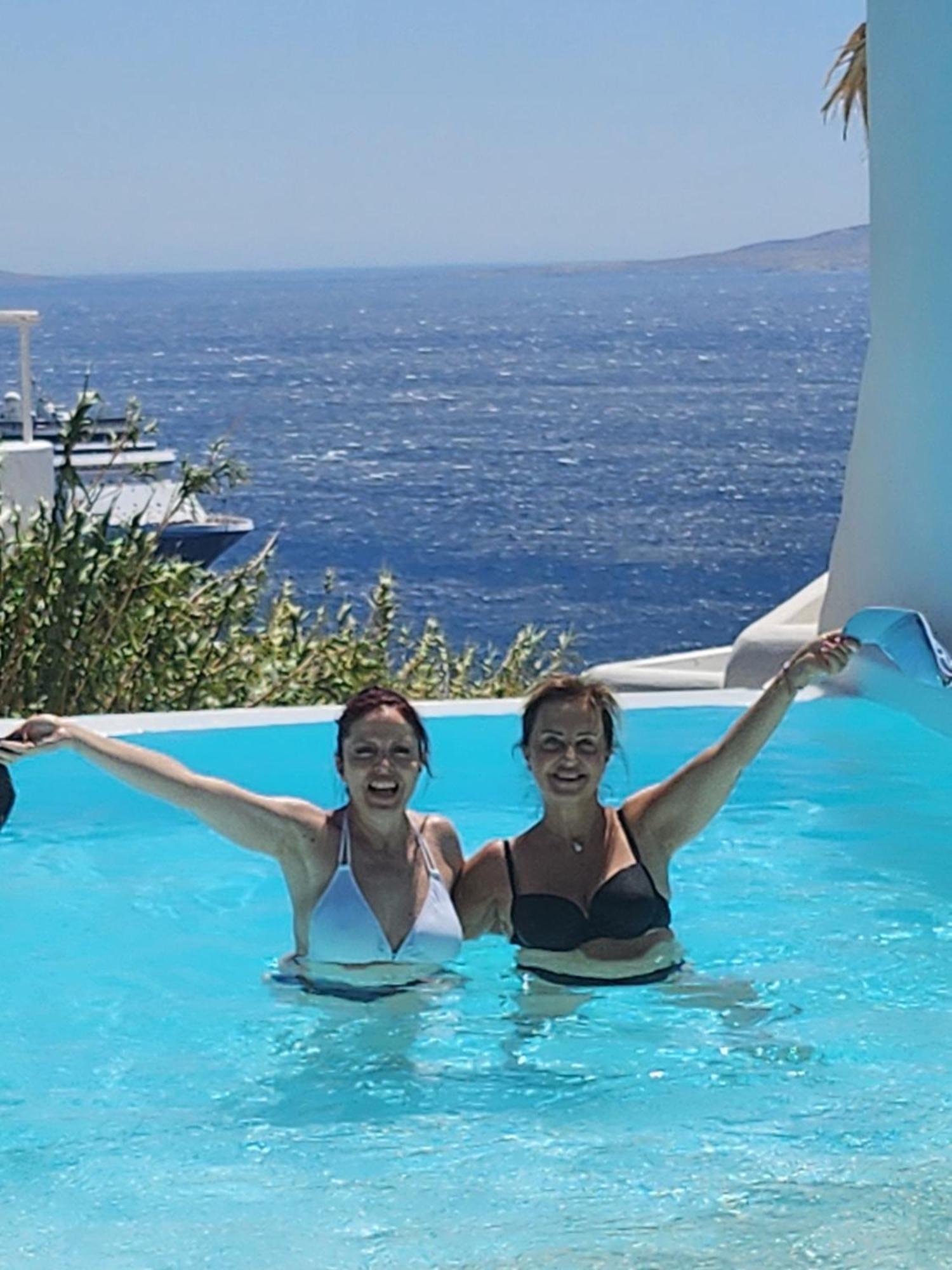 Elli Tropical Luxury Sunset-infinity Pool- Sea Side-near Center Parking *