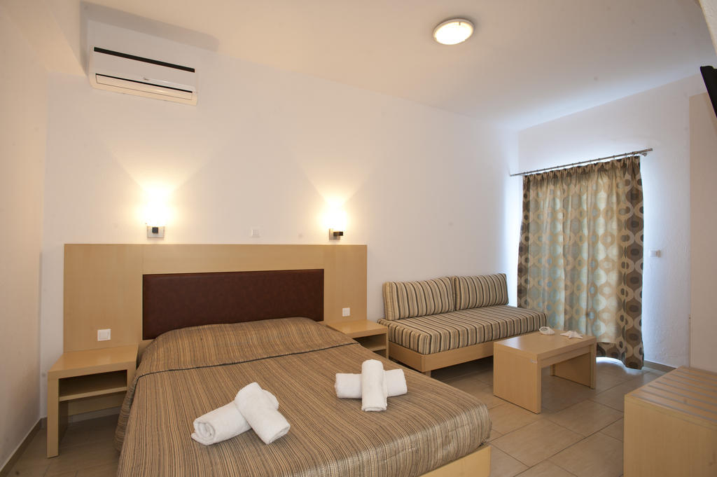 Anna-maria Mykonos Glastros (Mykonos)