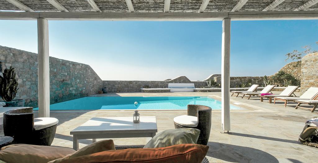 Mando Pool Villas W Sea Views - Five Bedrooms Villa