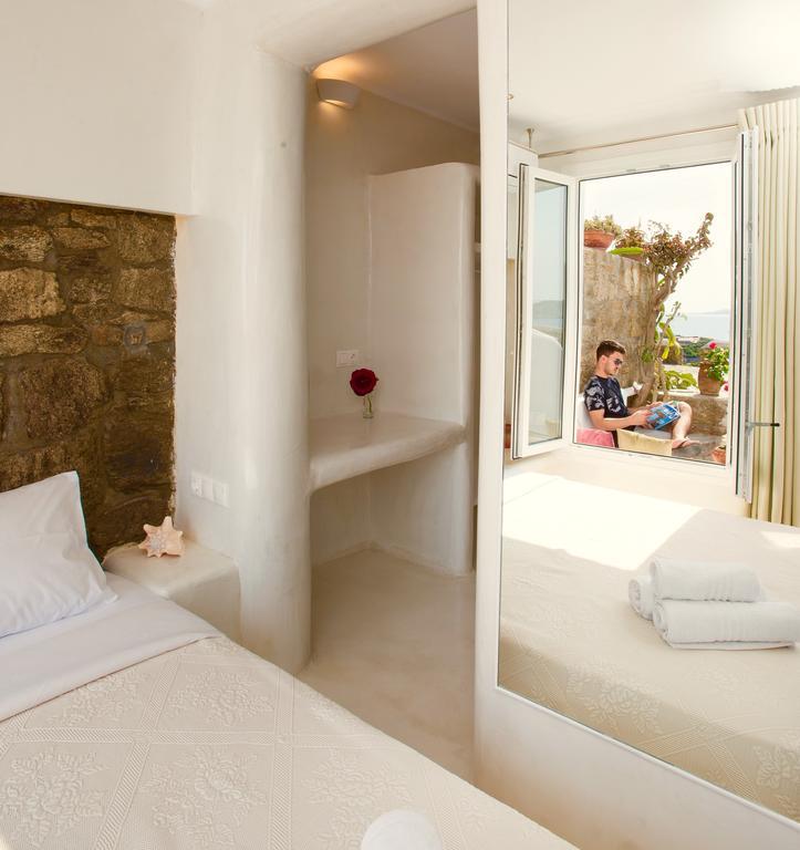 Elina And Gasthof Agios Stefanos (Mykonos)