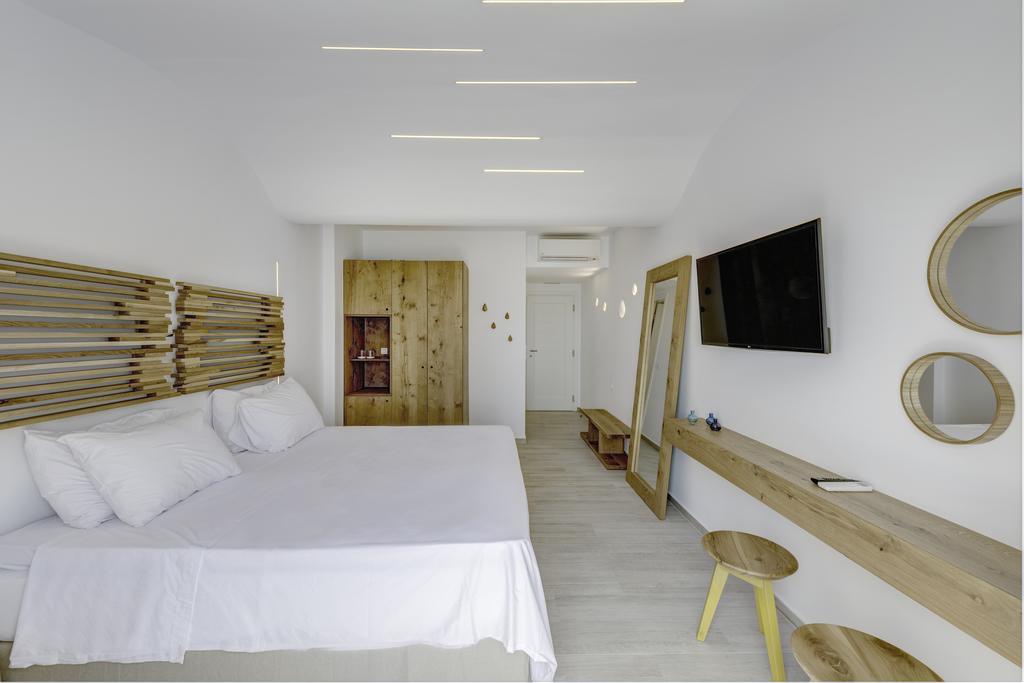 Makis Place Aparthotel
