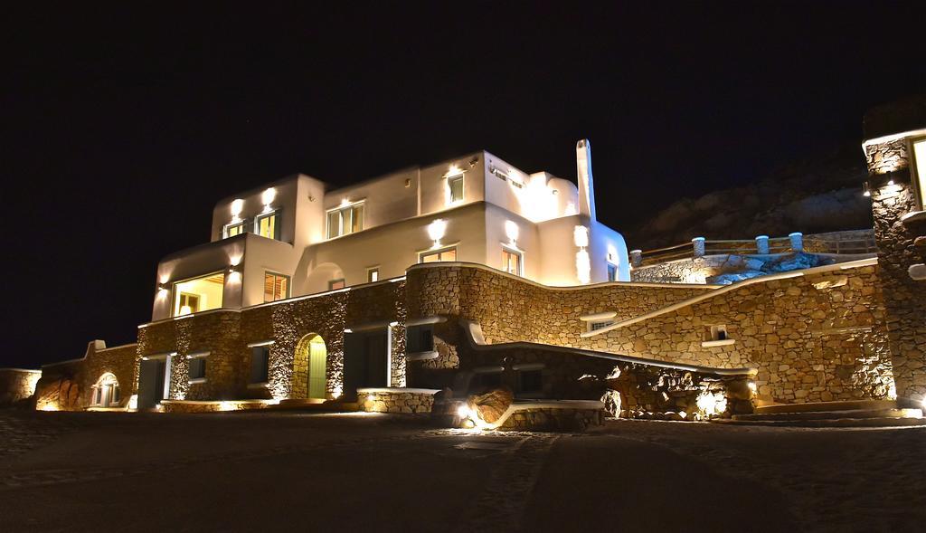Kanalia Villas *
