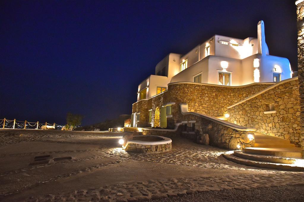 Kanalia Villas *